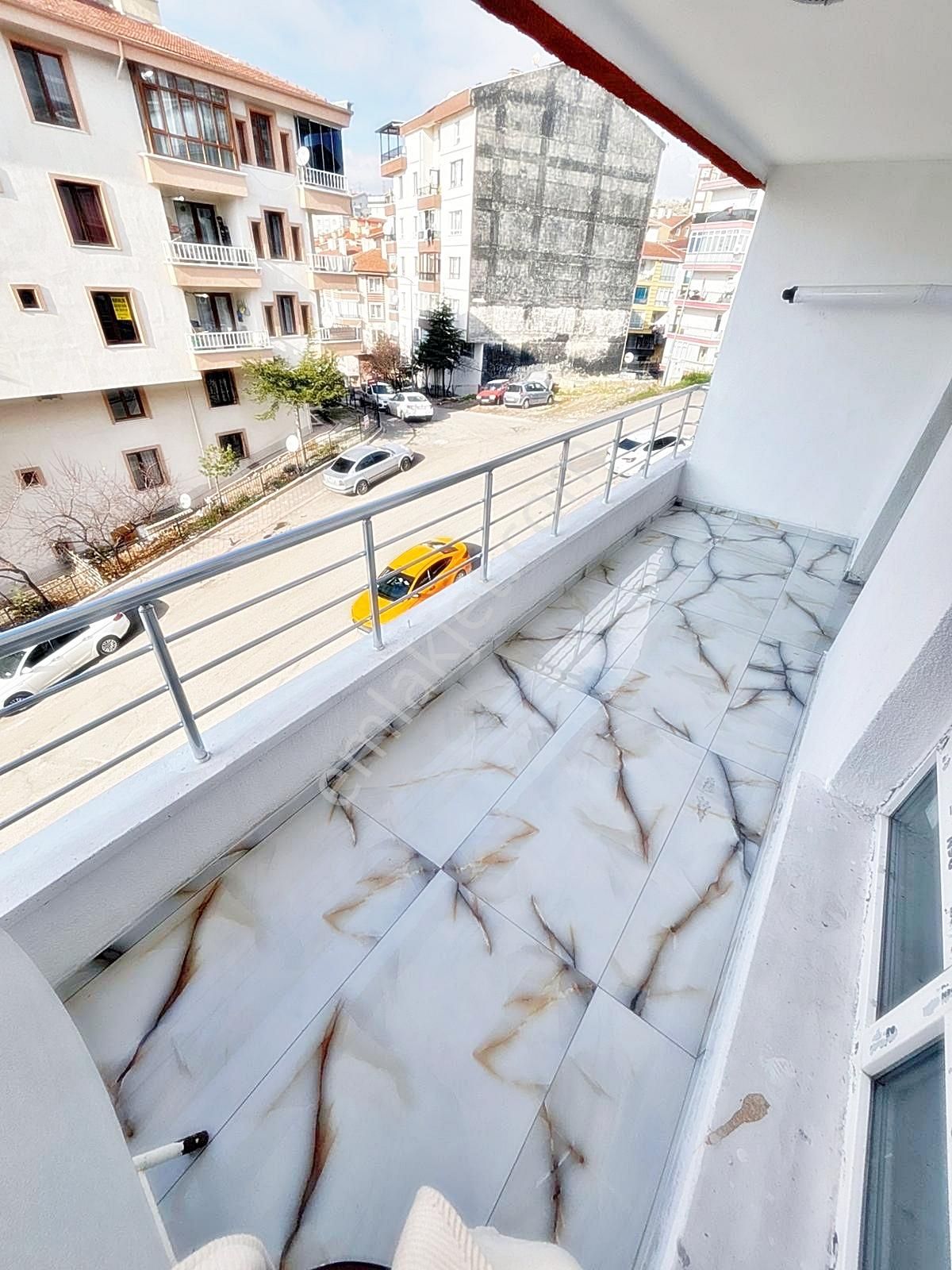 Yeni_bina_140m2_lüx_yapılı_geniş_oturum_ 2m Kredi İmkanı_ile 3+1 - Görsel 14