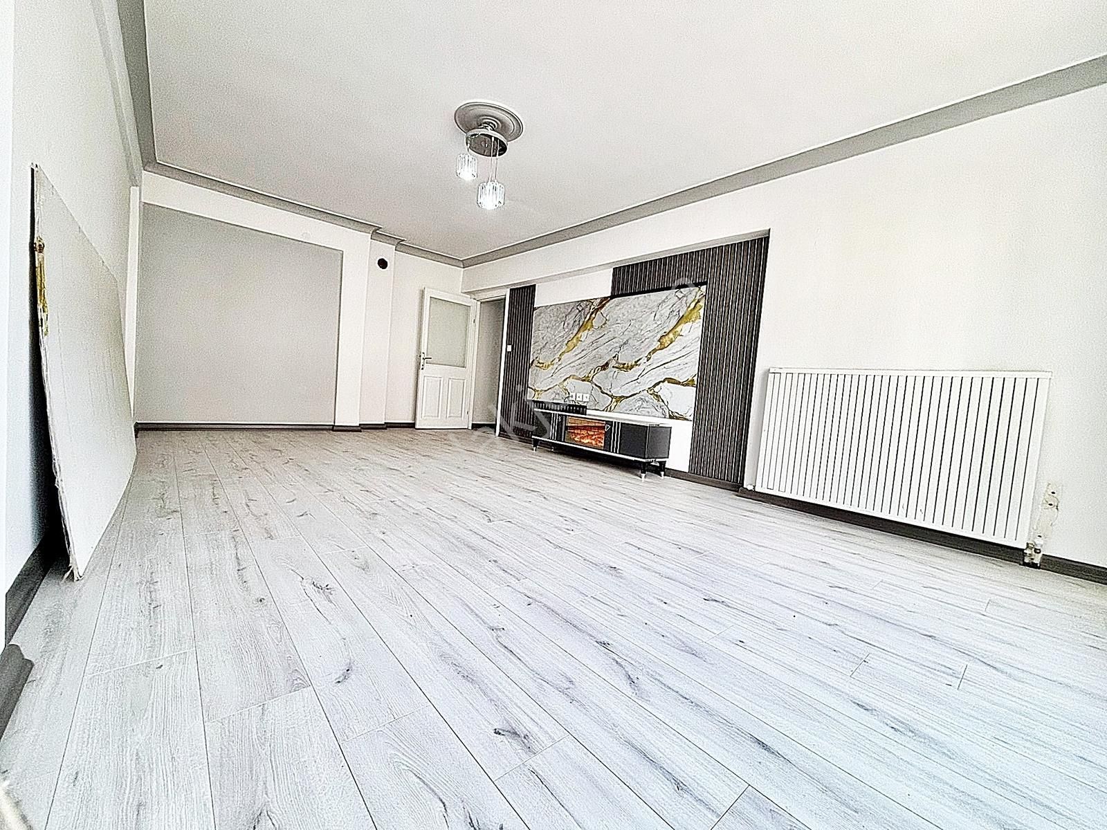 Yeni_bina_140m2_lüx_yapılı_geniş_oturum_ 2m Kredi İmkanı_ile 3+1 - Görsel 12