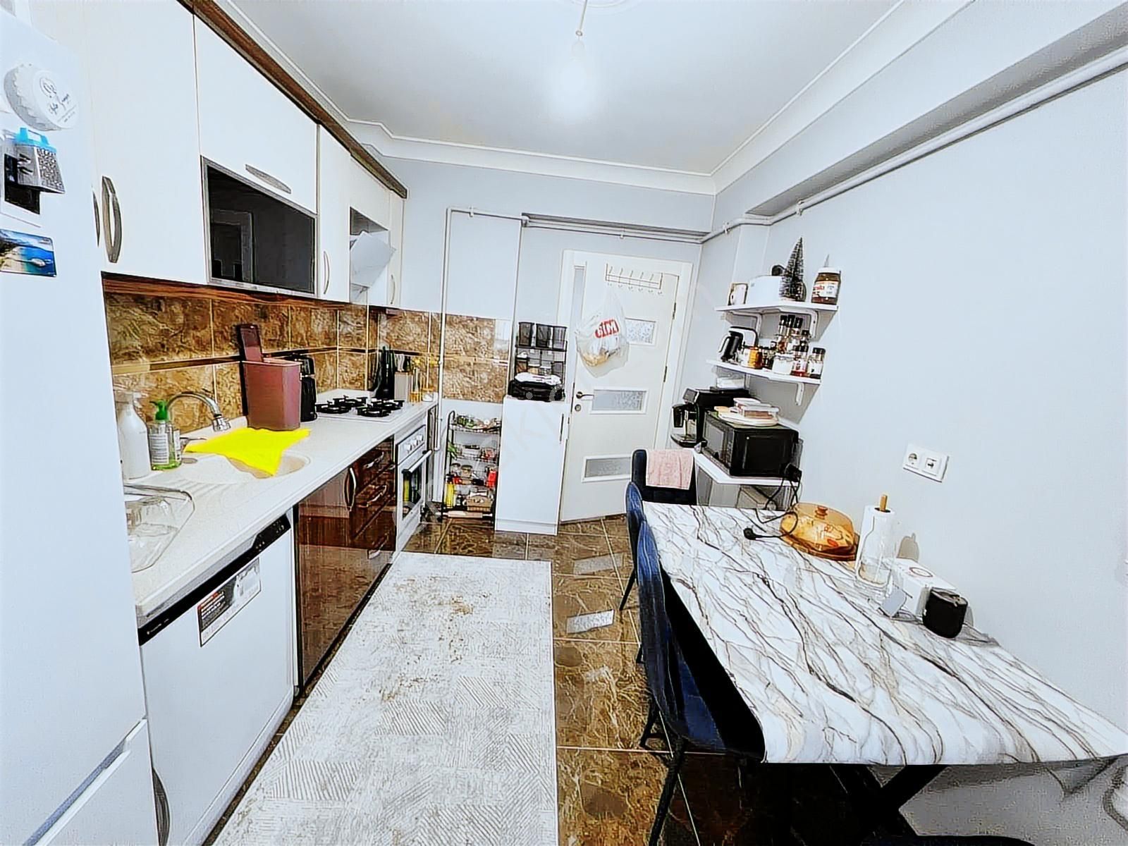 Y.ayvalı_yeni_bina_full+full_yapılı_yüksek_giriş_ 3+1_kök_tapu - Görsel 4