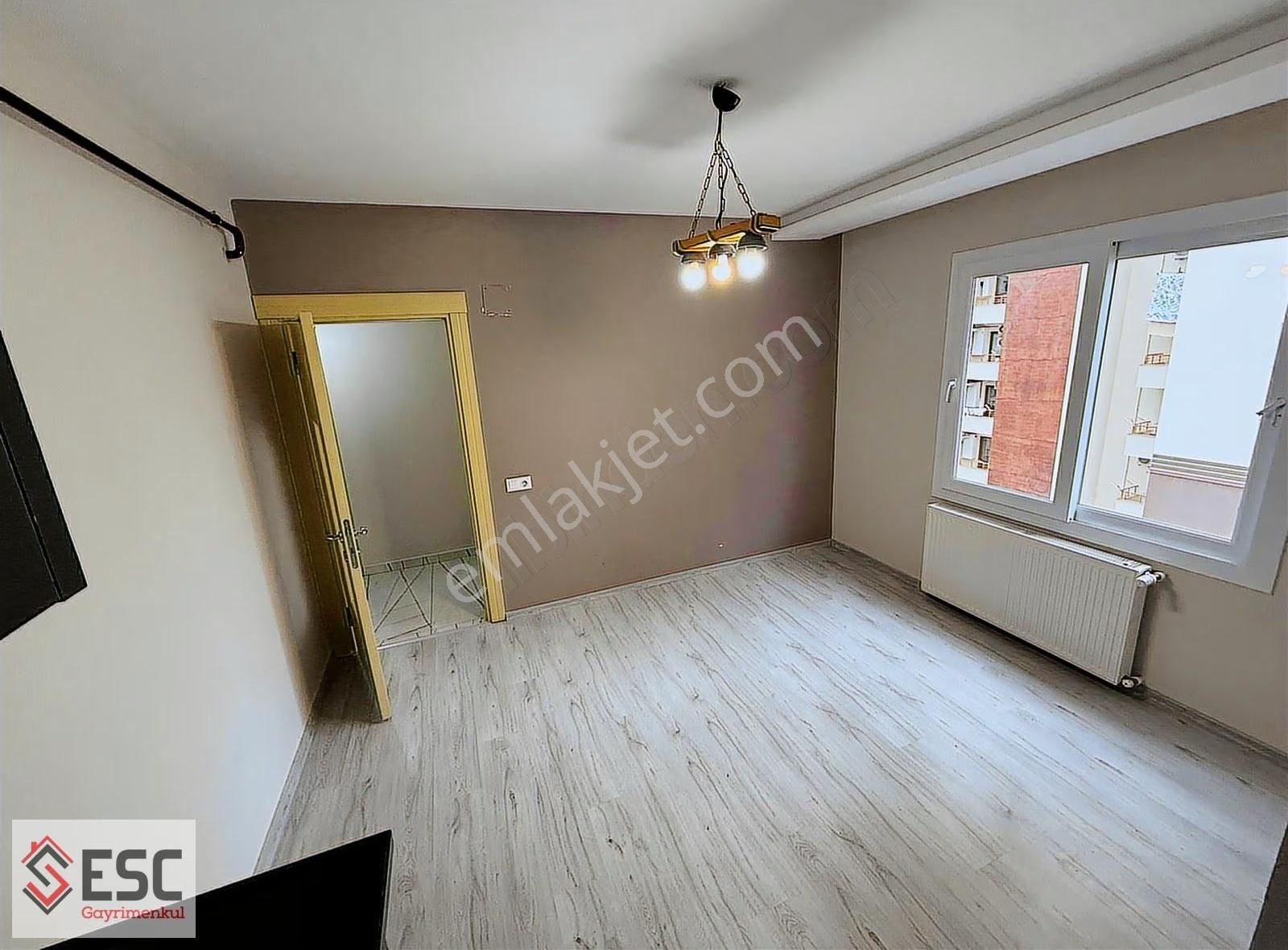 Esc,den Soli Centera Yakın 1+1 D.gazlı Kiralık Daire Esc1682y - Görsel 5