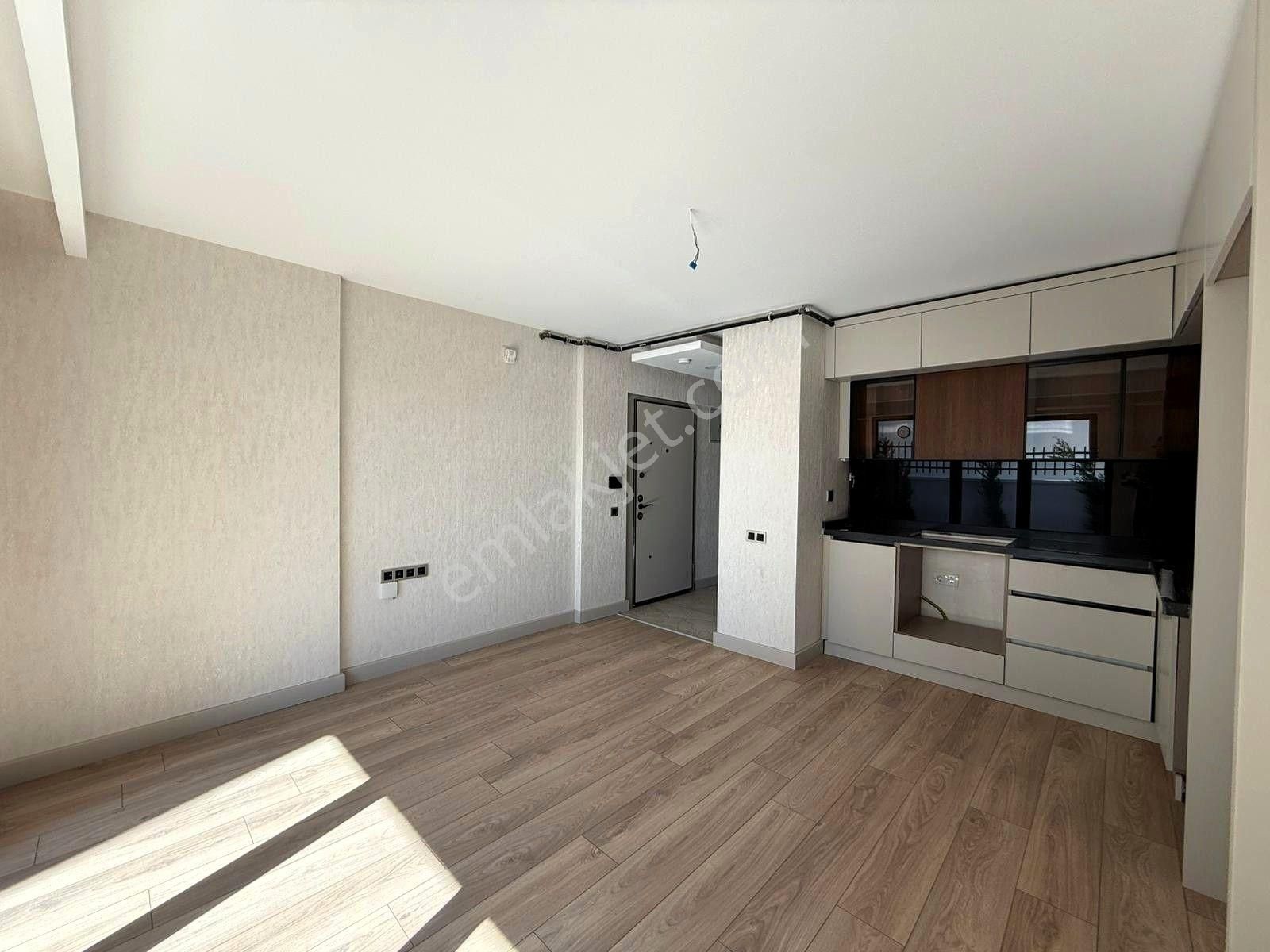 Kariyer'den Şehir Hastanesi Ve Gata Yakını Sıfır Binada 2+1 Lüx Yapılı Özel Bahçeli Daire - Görsel 6