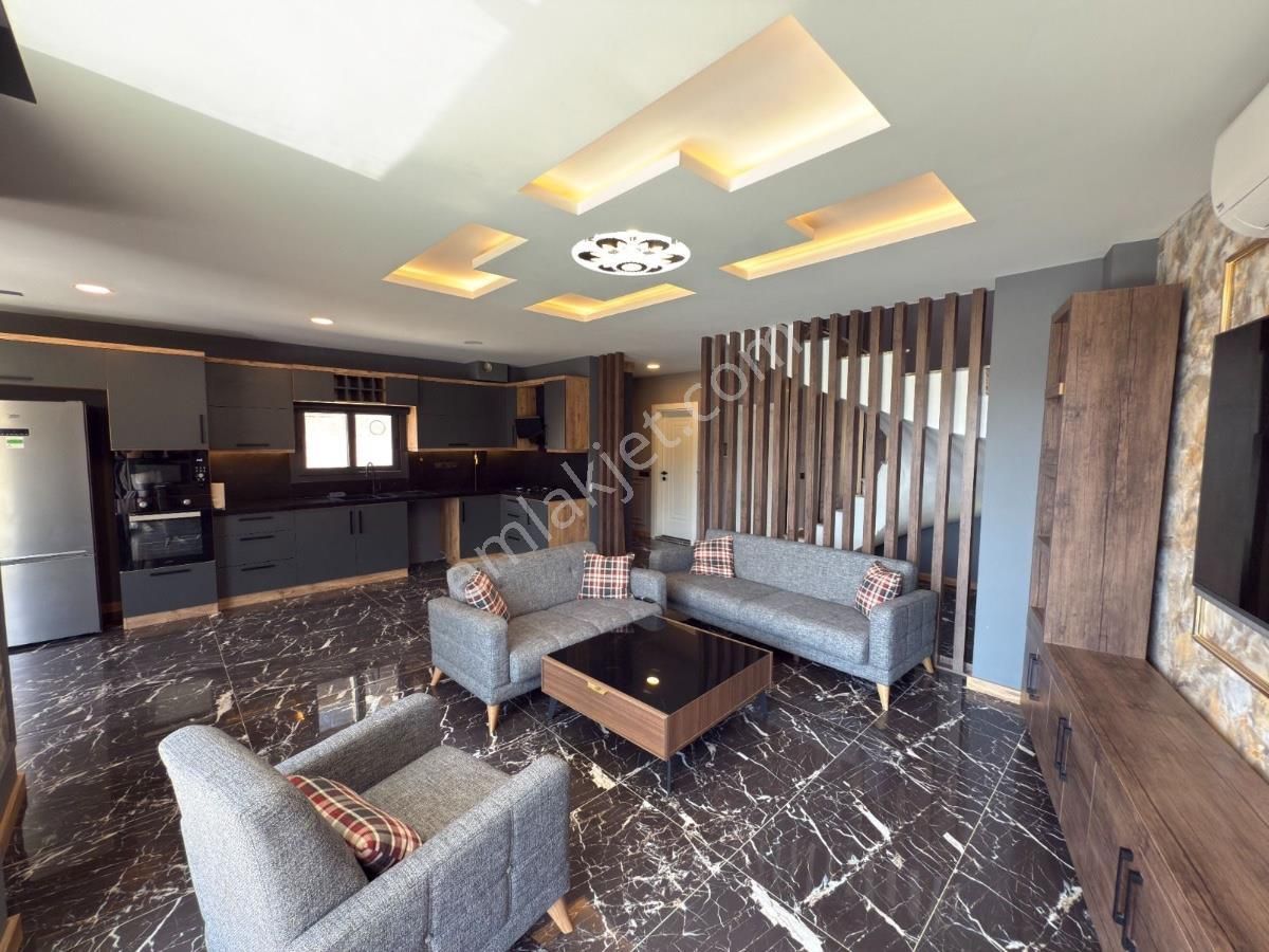 Kuşadası Ege Mahallesinde Satılık Eşyalı Müstakil Villa - Görsel 31