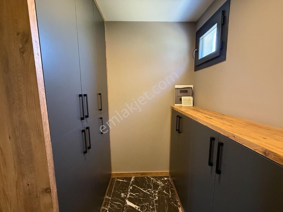 Kuşadası Ege Mahallesinde Satılık Eşyalı Müstakil Villa - Görsel 11