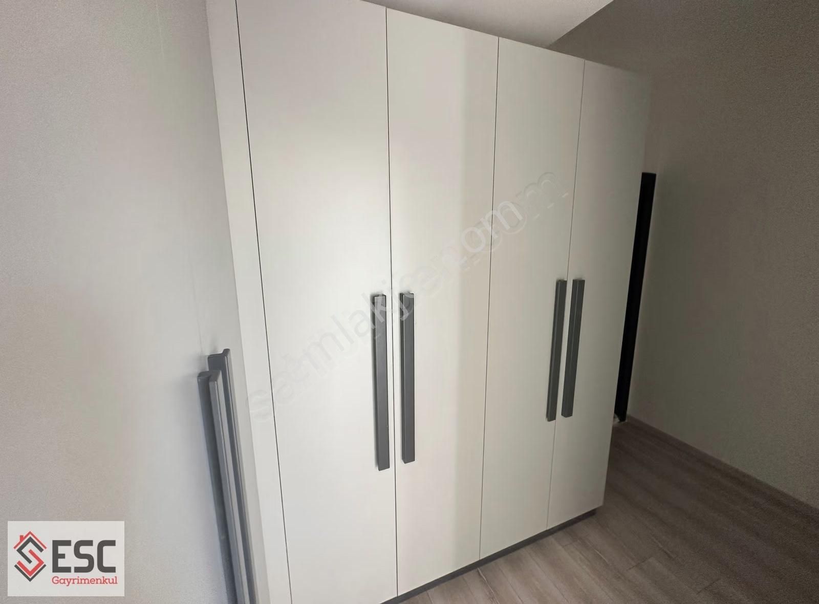 Esc'den Akdeniz Mh,de Geniş M2 Li Fırsat 4+1 Daire Esc2434f - Görsel 21