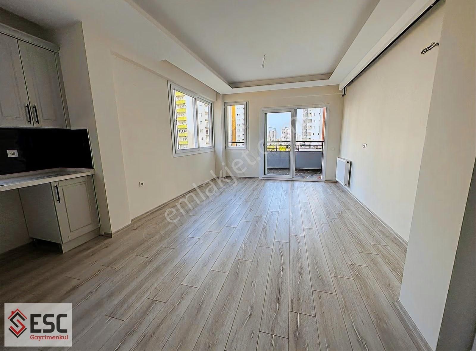 Esc'den Akdeniz Mh,de Geniş M2 Li Fırsat 4+1 Daire Esc2434f - Görsel 6