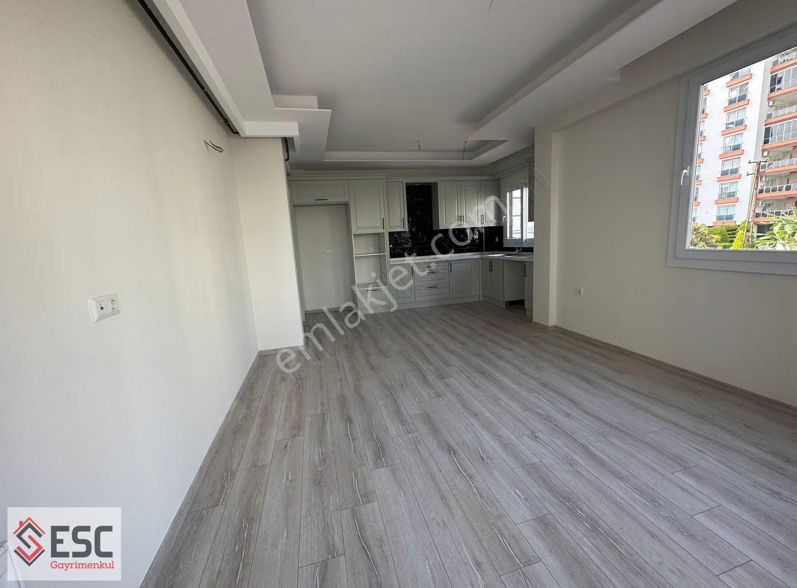 Esc'den Akdeniz Mh,de Geniş M2 Li Fırsat 4+1 Daire Esc2434f - Görsel 12