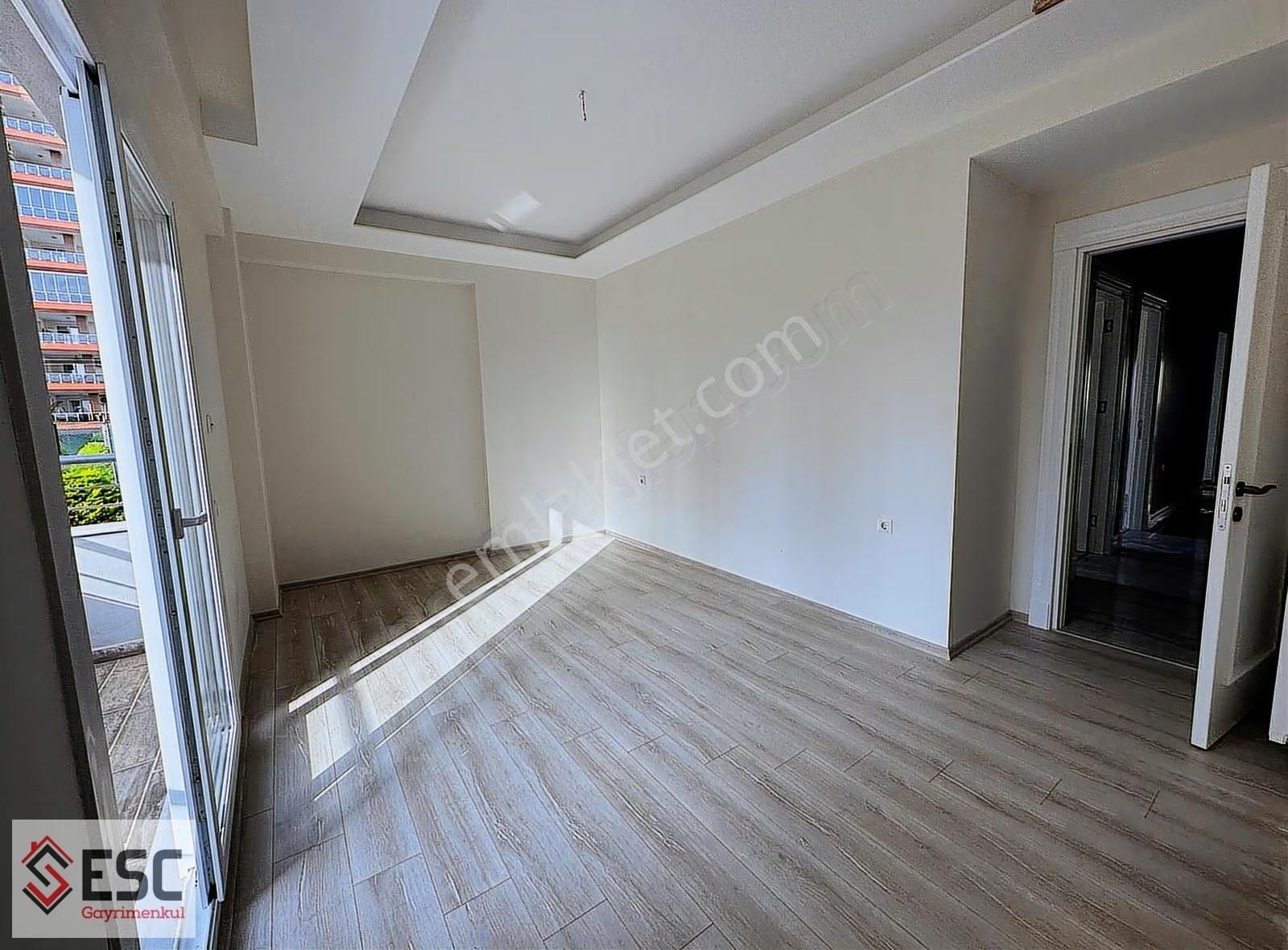 Esc'den Akdeniz Mh,de Geniş M2 Li Fırsat 4+1 Daire Esc2434f - Görsel 22