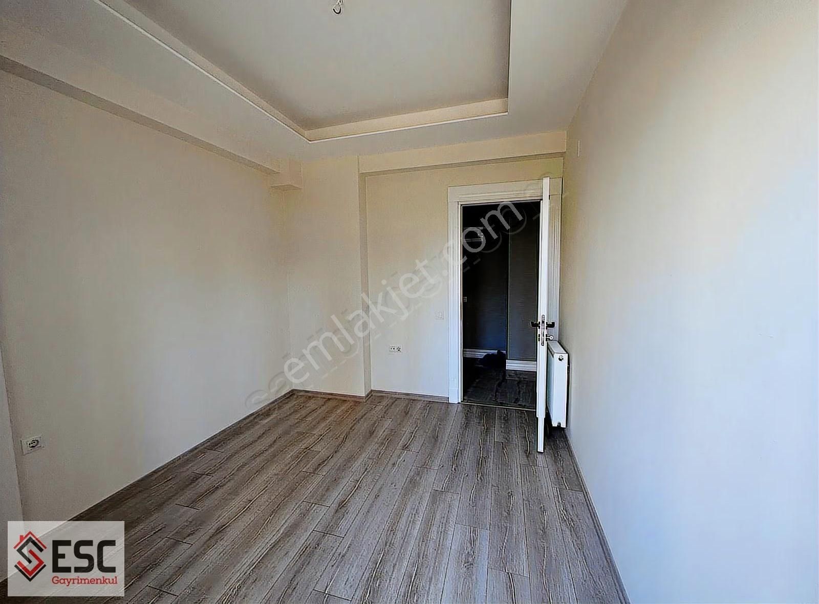 Esc'den Akdeniz Mh,de Geniş M2 Li Fırsat 4+1 Daire Esc2434f - Görsel 18