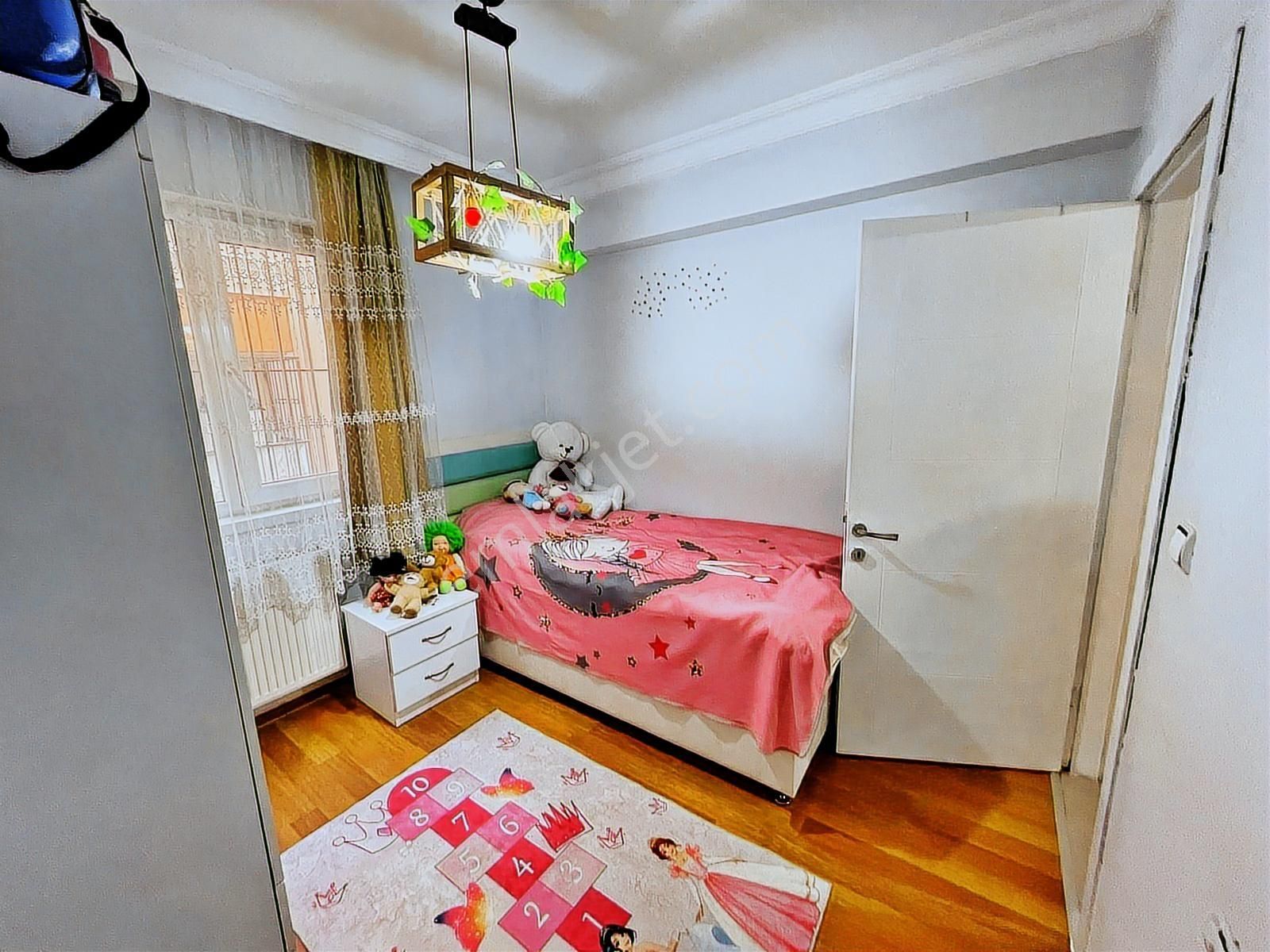 Etlik_lise_yakını_1.ara_kat_bağımsız_asansörlü_geniş_m2_3+1 - Görsel 4