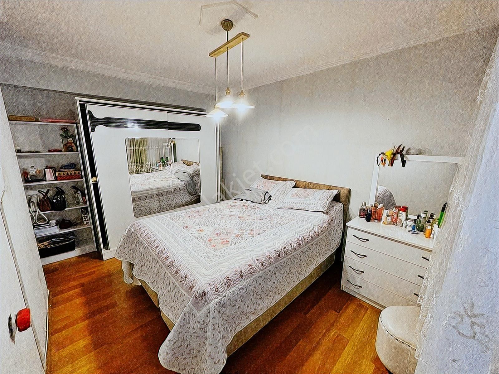 Etlik_lise_yakını_1.ara_kat_bağımsız_asansörlü_geniş_m2_3+1 - Görsel 27