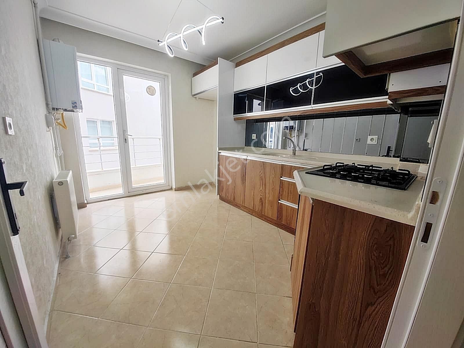 Acill_fiyat_düştü_1.kat_yeni_bina_iskanlı_full_yapılı_3+1 - Görsel 8