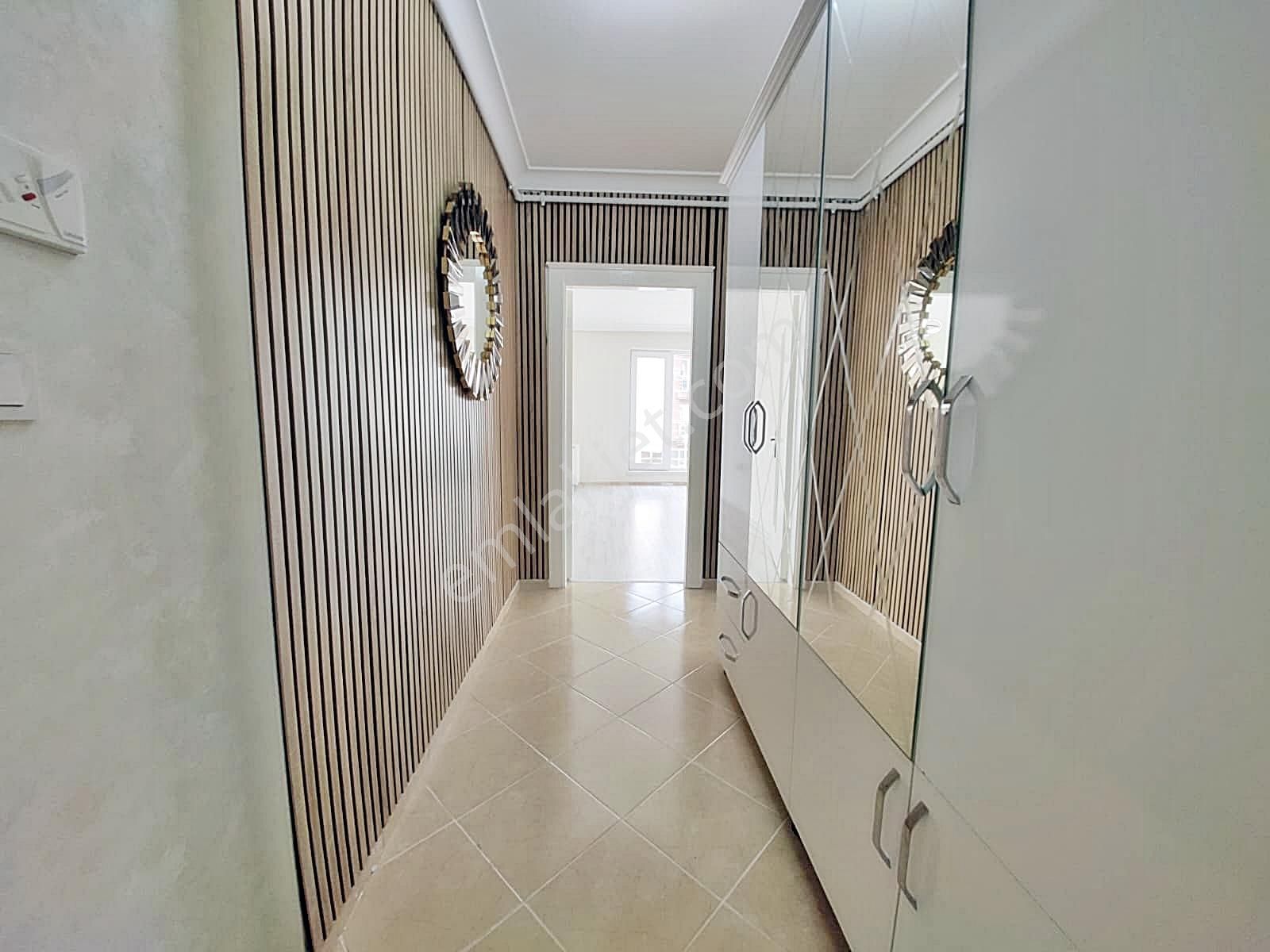 Acill_fiyat_düştü_1.kat_yeni_bina_iskanlı_full_yapılı_3+1 - Görsel 28