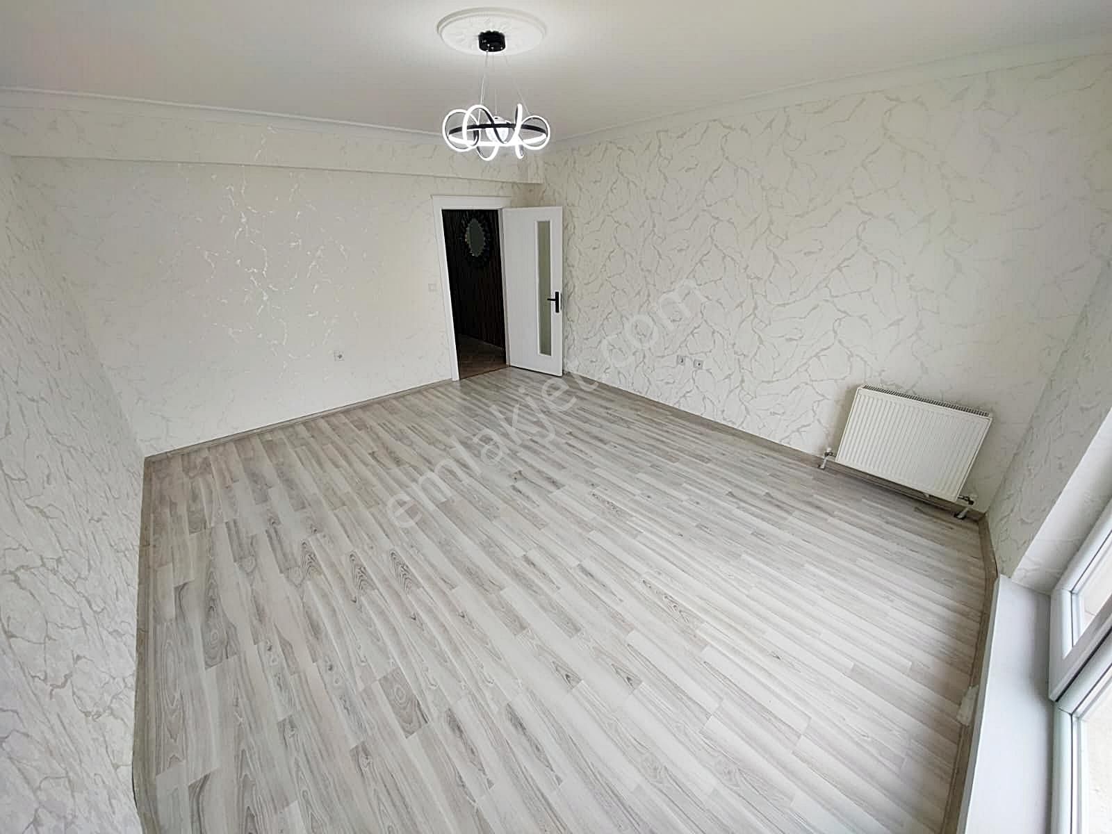 Acill_fiyat_düştü_1.kat_yeni_bina_iskanlı_full_yapılı_3+1 - Görsel 17