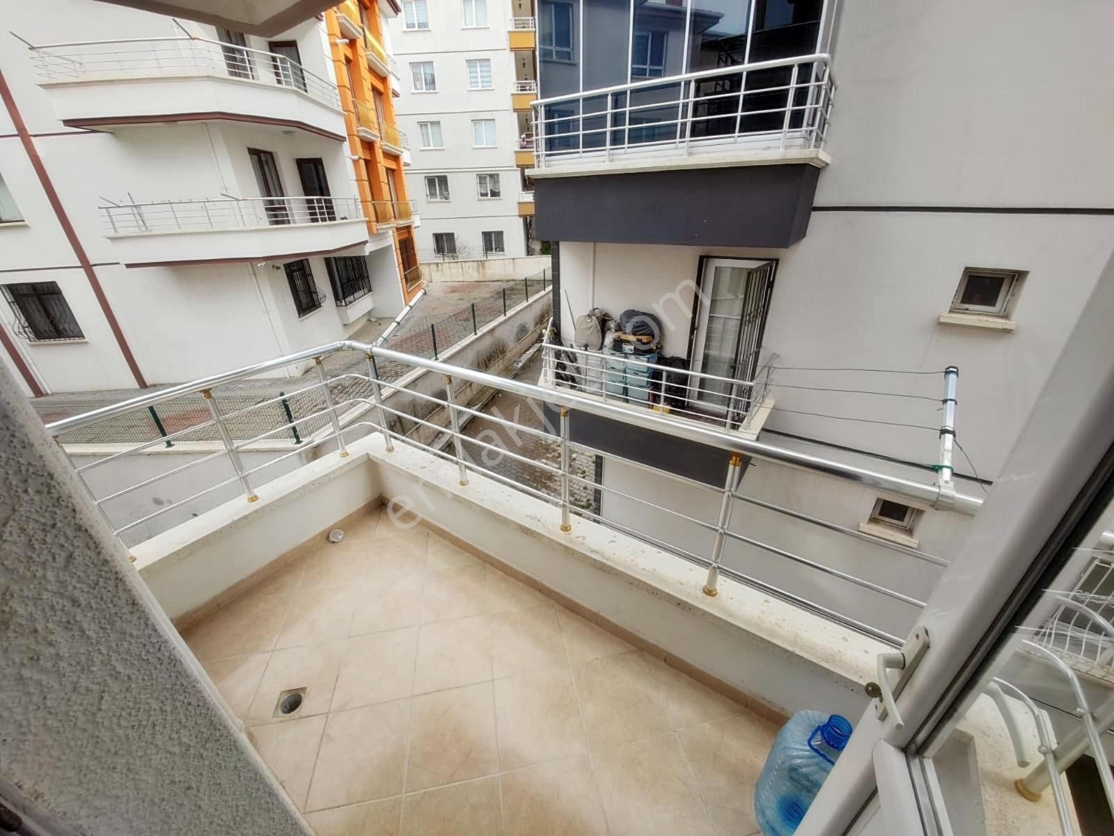 Acill_fiyat_düştü_1.kat_yeni_bina_iskanlı_full_yapılı_3+1 - Görsel 12