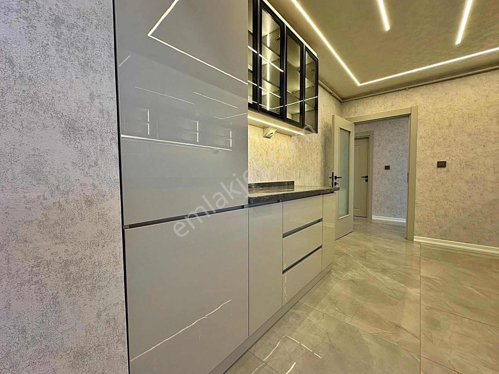 Etlik'te_mega_lüx_yapılı_giyinme_odalı_asansörlü_iskanlı_ara_kat - Görsel 10