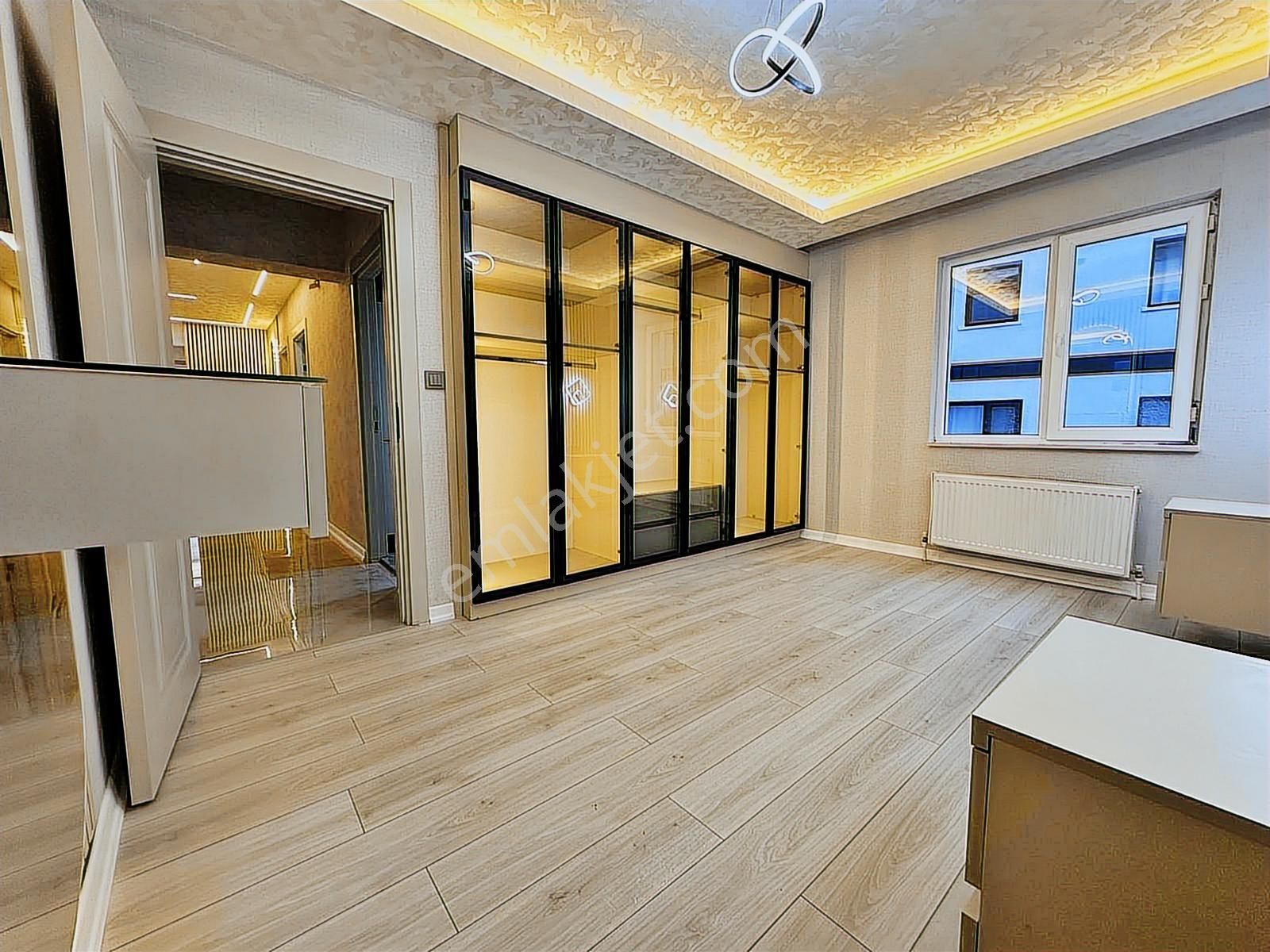 Etlik'te_mega_lüx_yapılı_giyinme_odalı_asansörlü_iskanlı_ara_kat - Görsel 2