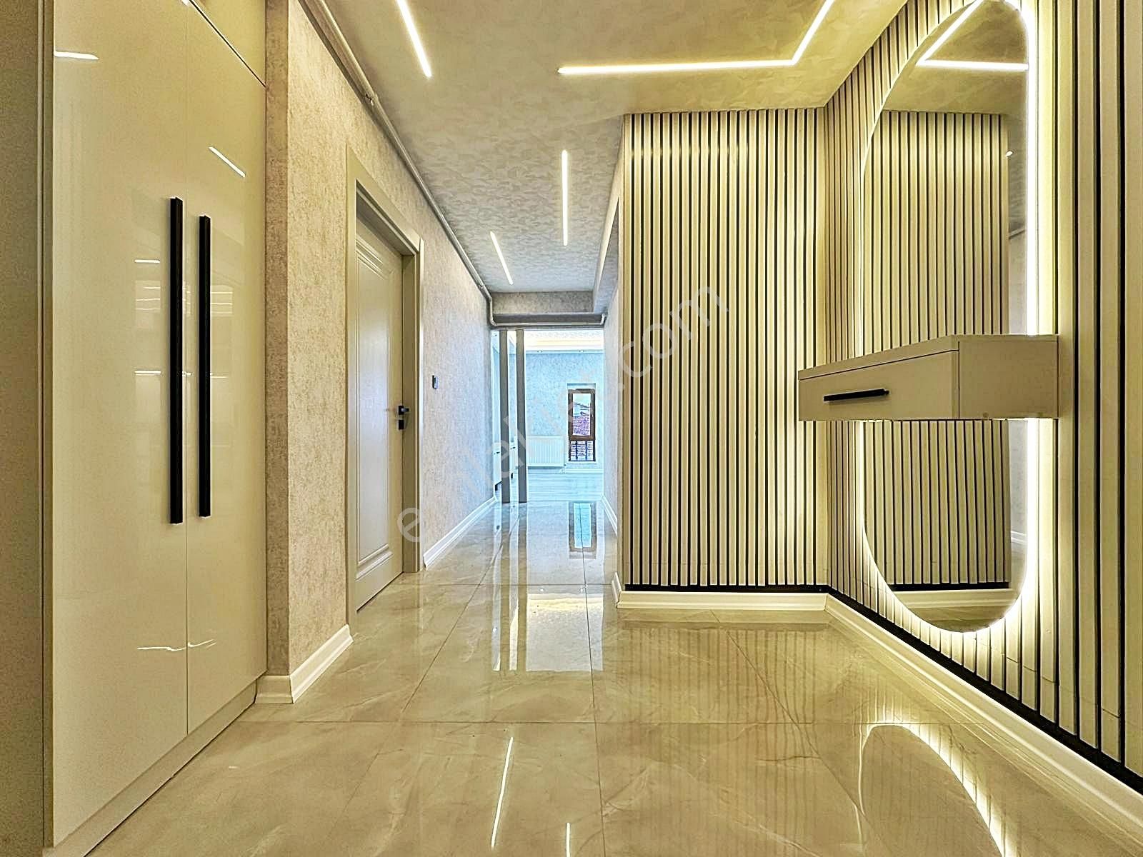 Etlik'te_mega_lüx_yapılı_giyinme_odalı_asansörlü_iskanlı_ara_kat - Görsel 12