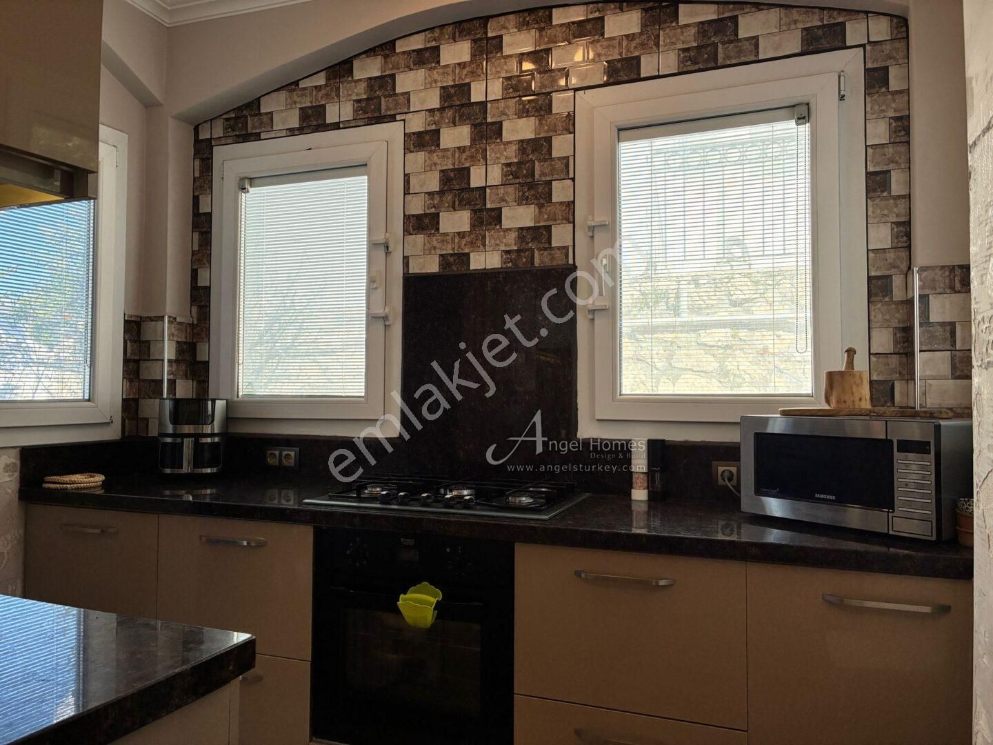 Seydikemer Kadıköy'de Satılık 3+1 Villa - Görsel 2