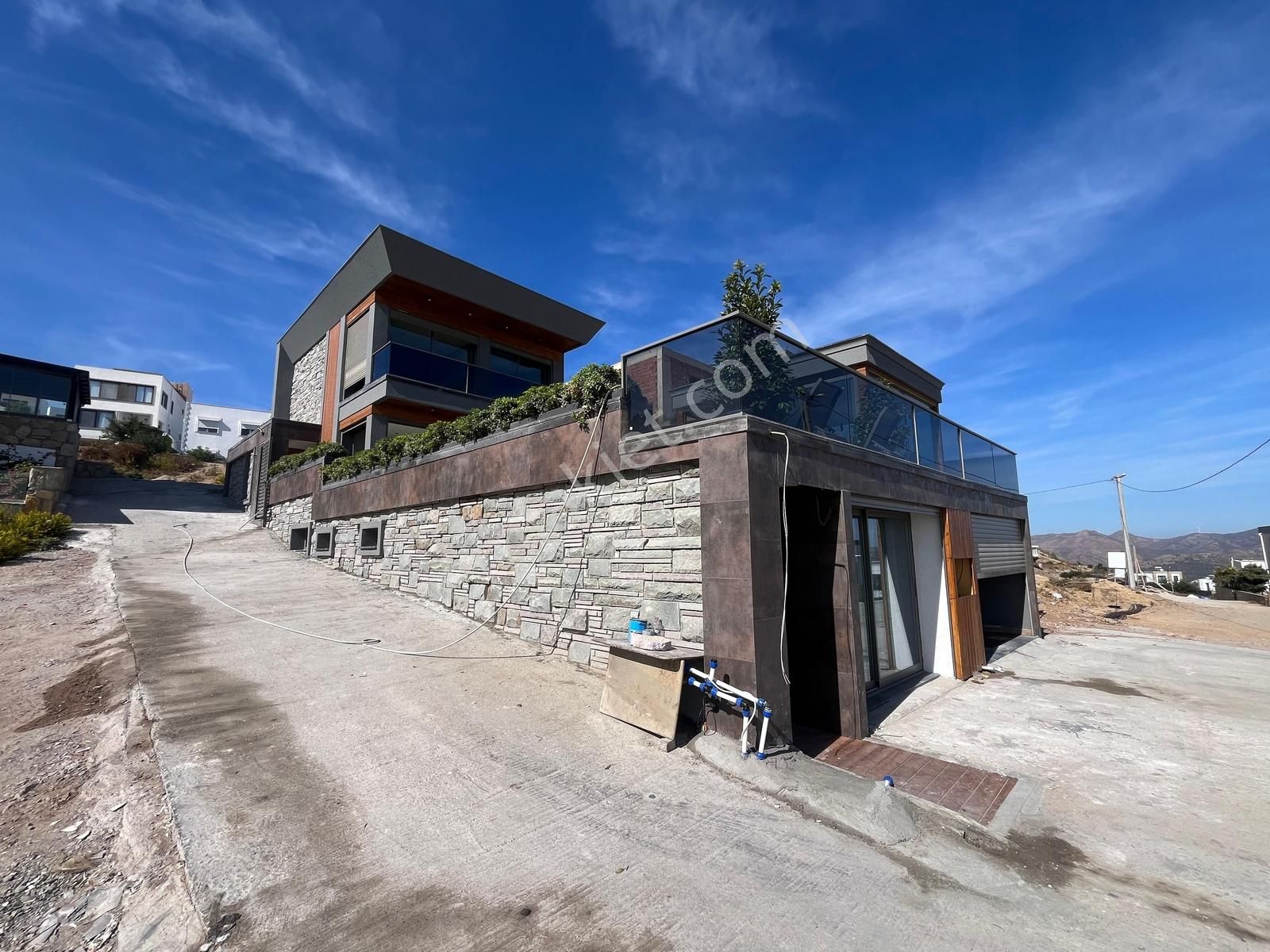 Bodrum Bağlada Kiralık Deniz Manzaralı 6+2 Müstakil Villa - Görsel 18