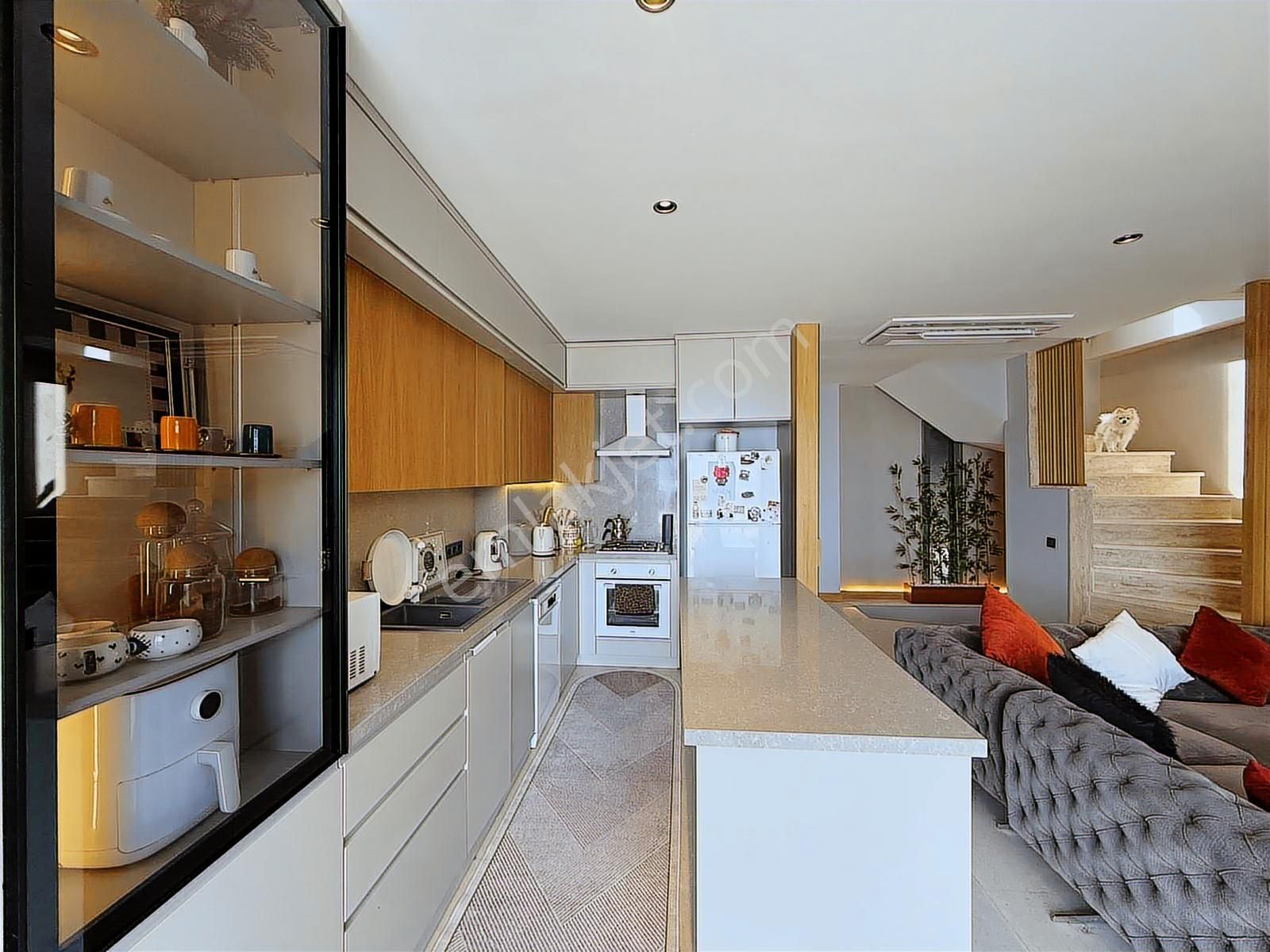 Bodrum Bağlada Kiralık Deniz Manzaralı 6+2 Müstakil Villa - Görsel 16