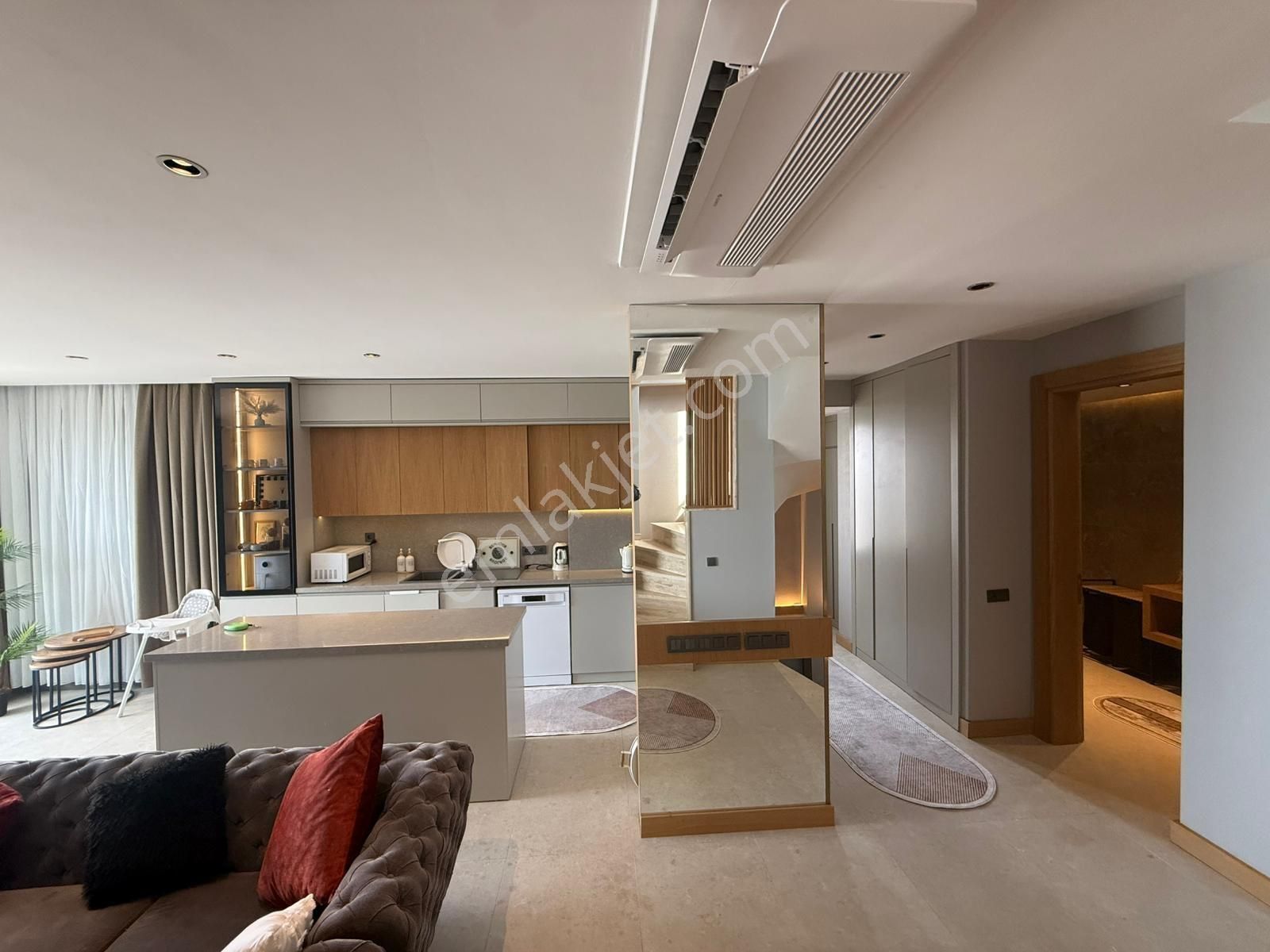 Bodrum Bağlada Kiralık Deniz Manzaralı 6+2 Müstakil Villa - Görsel 6