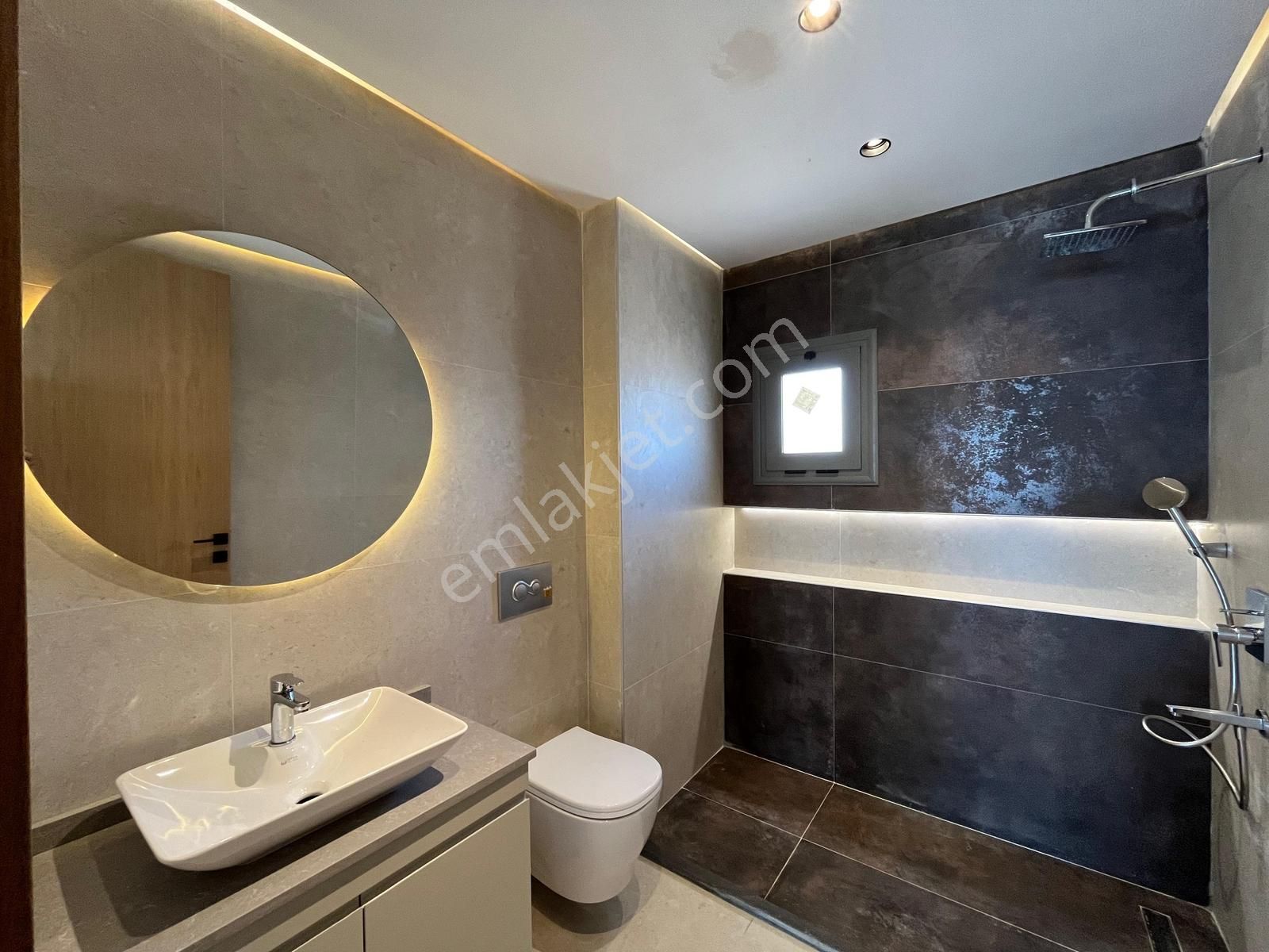 Bodrum Bağlada Kiralık Deniz Manzaralı 6+2 Müstakil Villa - Görsel 22