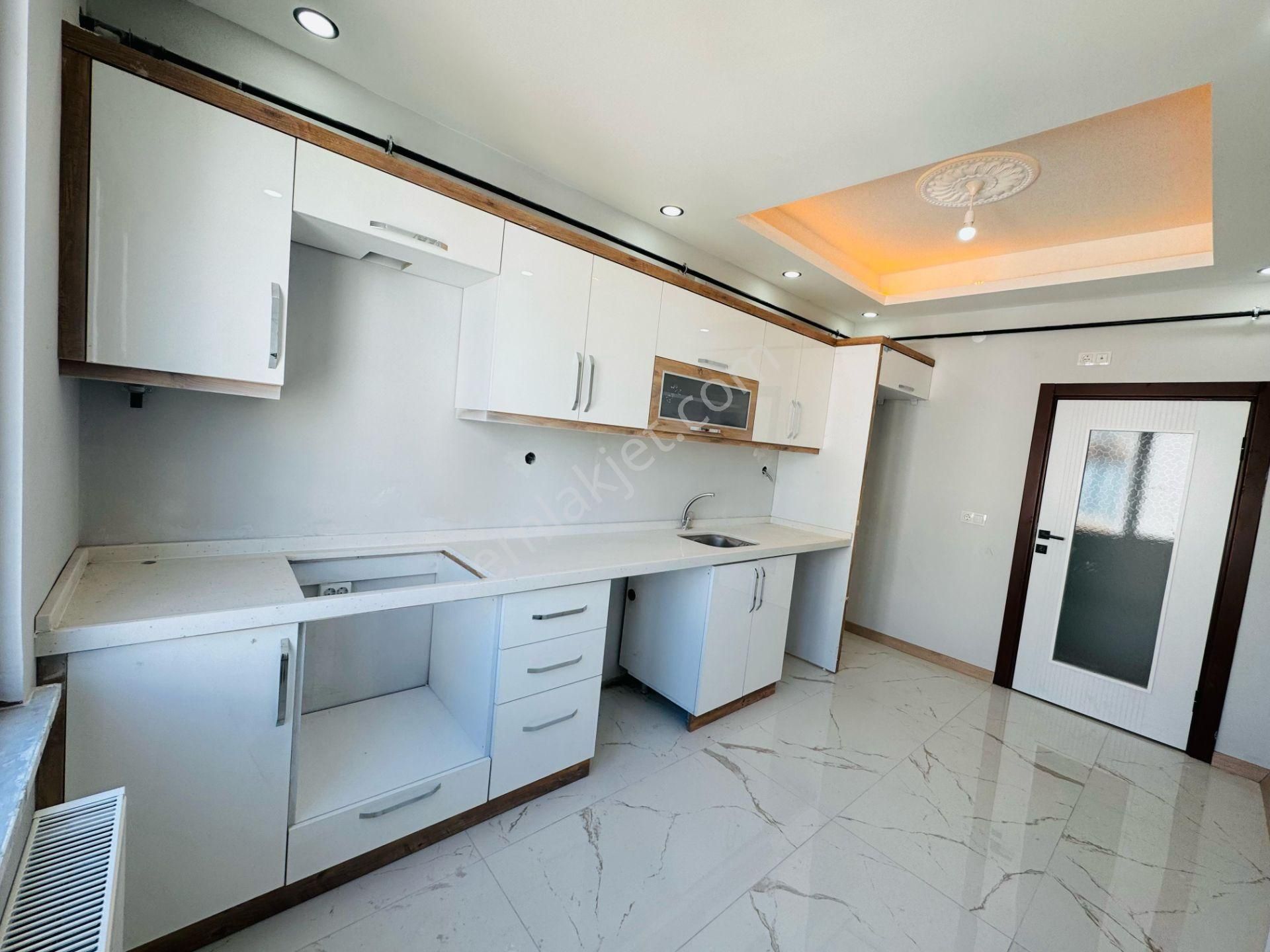 Fiyat Düştü.!!_***merpa İnş'tan***_bağlık Mah'de__acil Satılık__iskanlı_ Öncephe 2+1