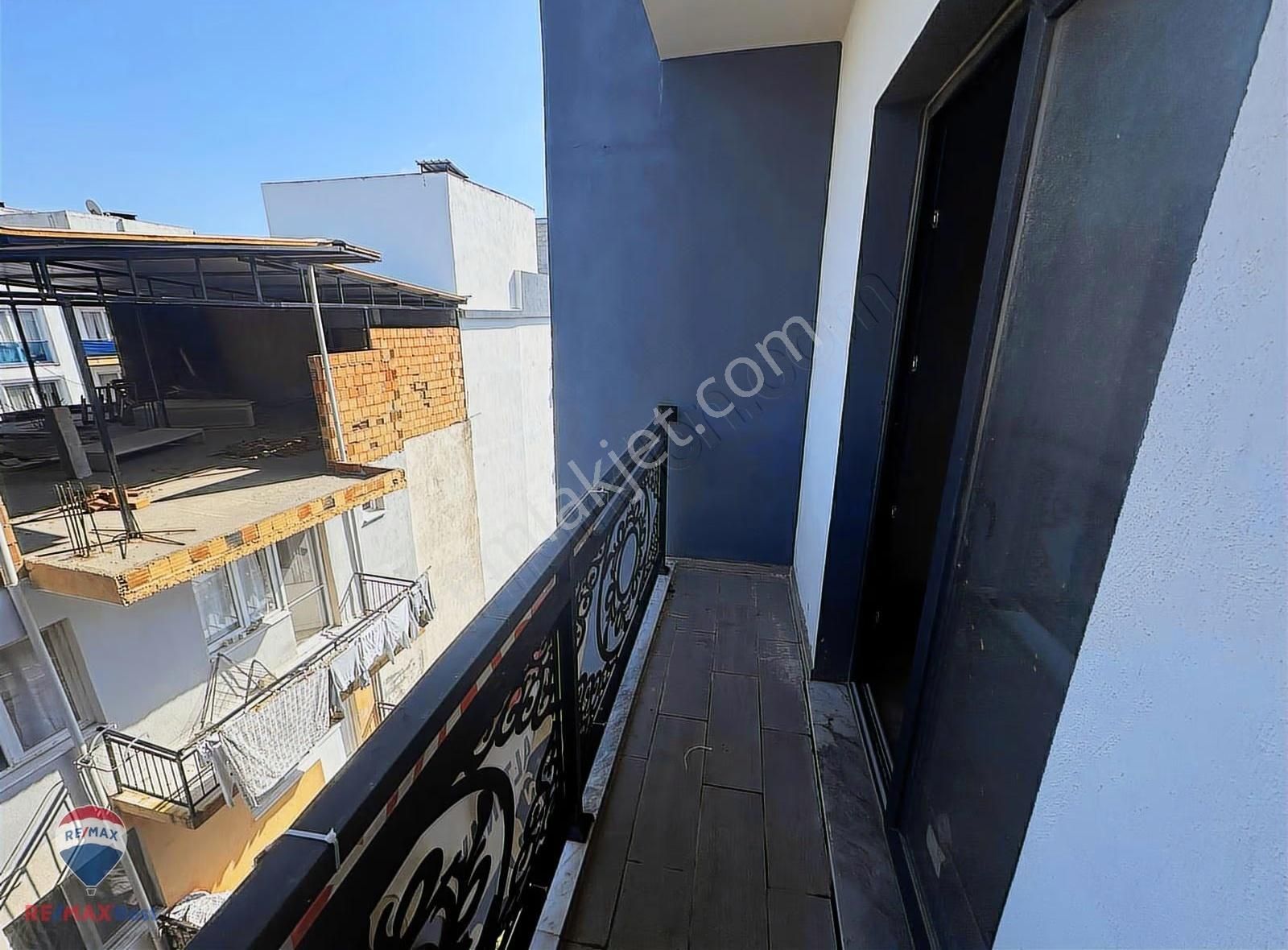 47 Seyrek Merkezde Satılık Sıfır 1+1 Daire - Görsel 10