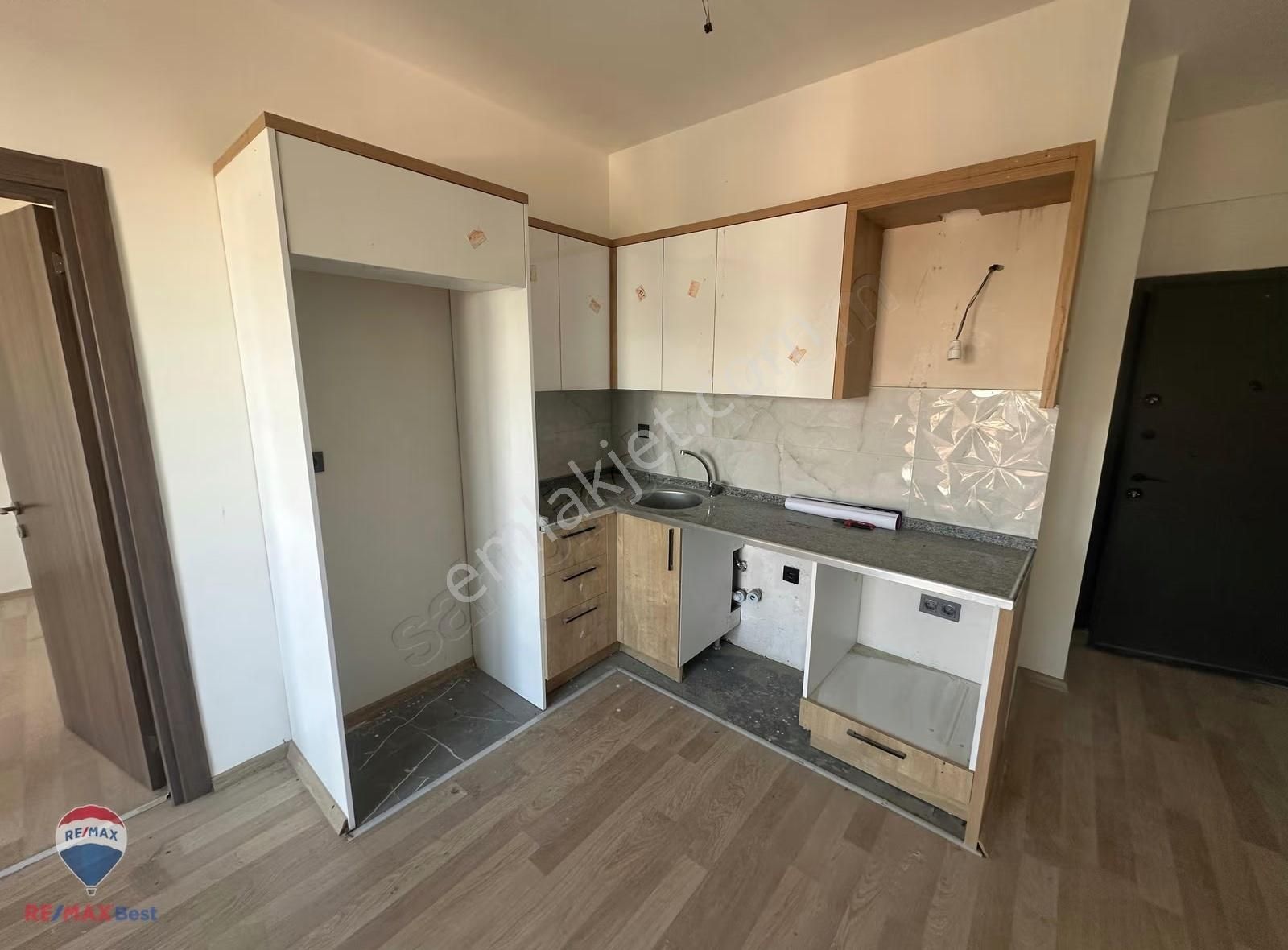 47 Seyrek Merkezde Satılık Sıfır 1+1 Daire - Görsel 9