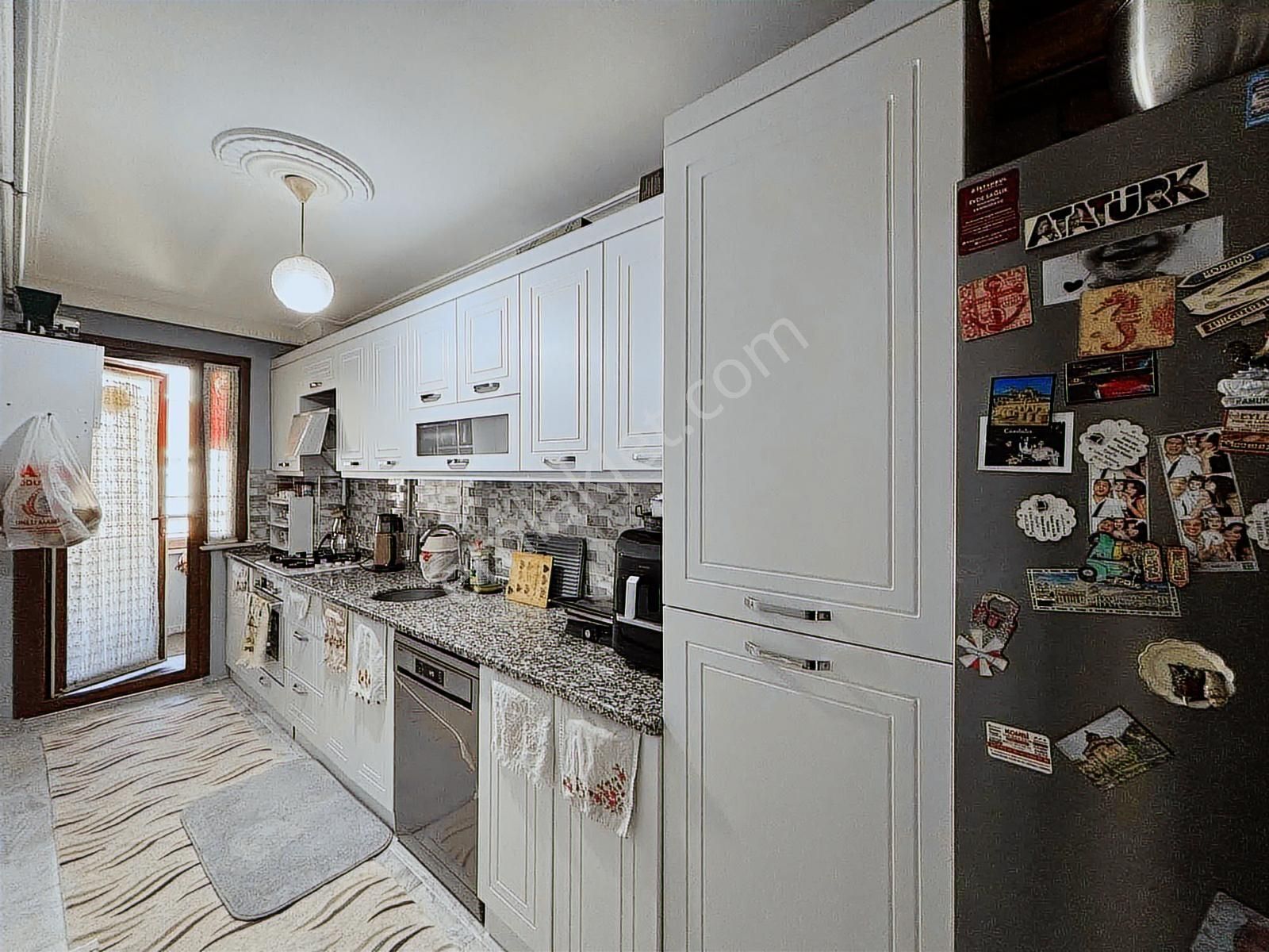 Önlü'den Mehmet Akif'te 3+3 160m2 Merkezi Konum'da Dublex Daire - Görsel 8