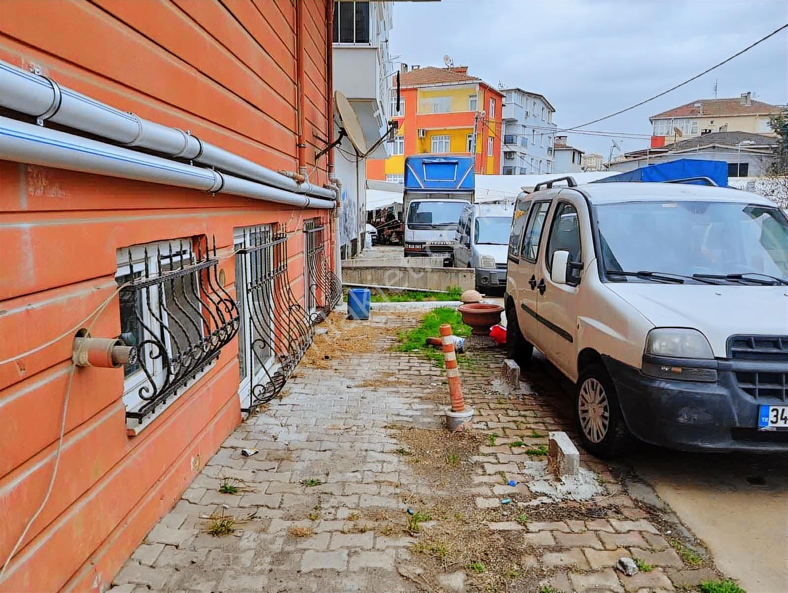 Çamlıkta Cadde Üstü Merkezi Konumda 2+1 - Görsel 17