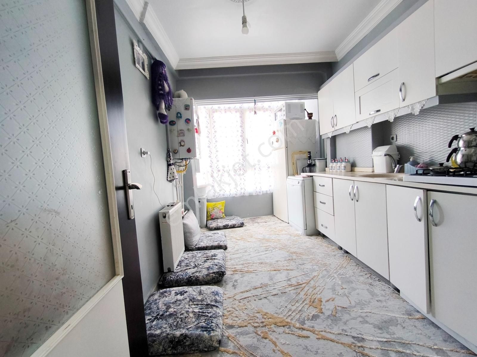 Alsancak Mh Çift Girişe Uygun 2 Banyo Wc'li Teraslı 4+1 Köşebaşı - Görsel 2