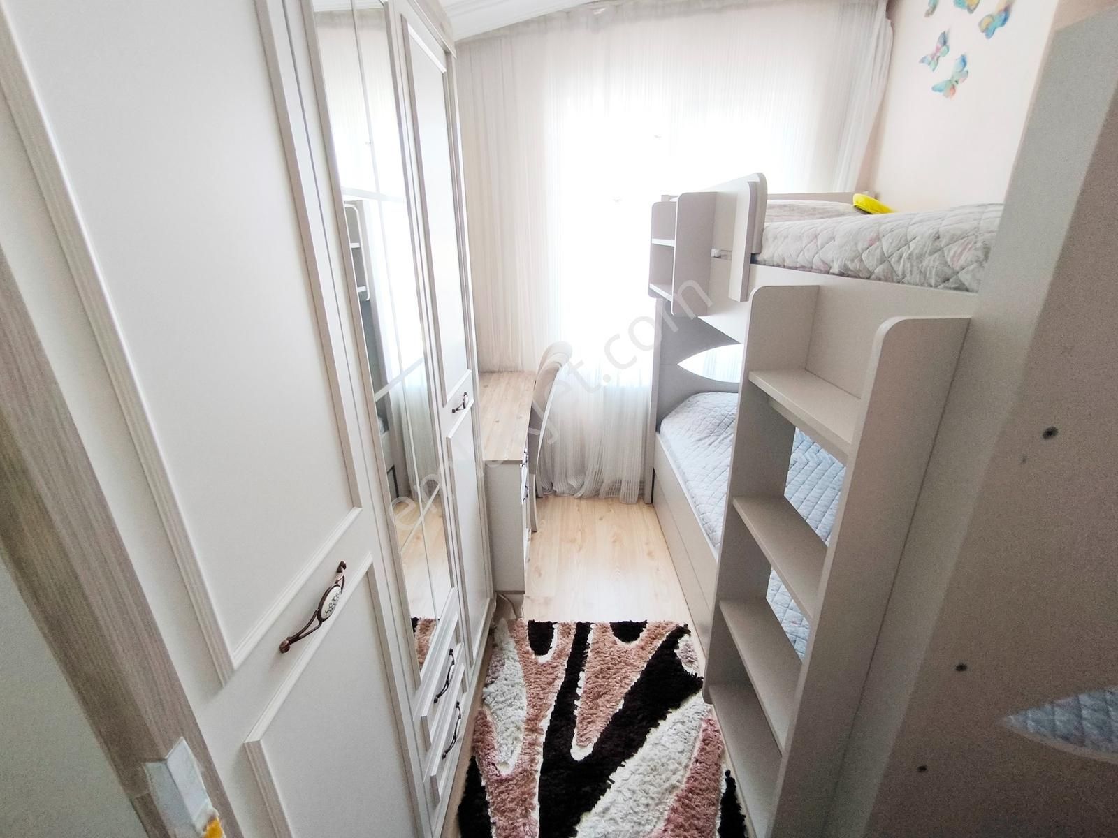 Alsancak Mh Çift Girişe Uygun 2 Banyo Wc'li Teraslı 4+1 Köşebaşı - Görsel 10