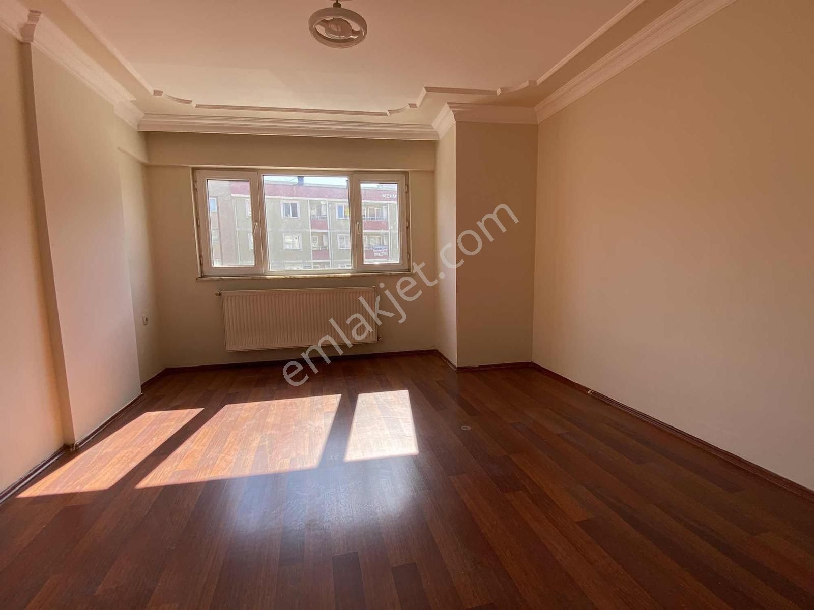 Görükle Cadde Üzeri Ayrı Mutfaklı Aile Binası 3+1 Kiralık Daire. - Görsel 13