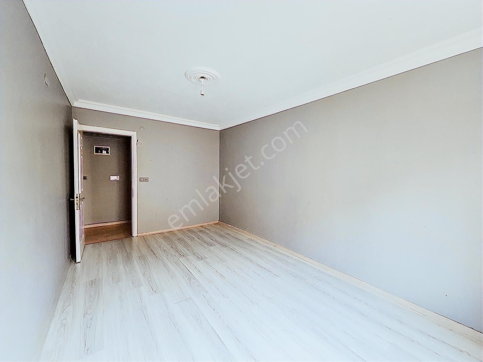 Didim Merkezi Konumda Asansörlü Geniş 3+1 Ayrı Mutfak Daire - Görsel 19