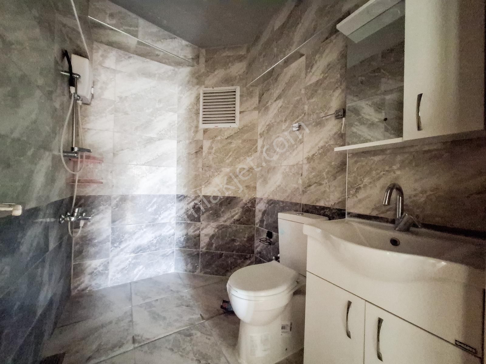 Didim Merkezi Konumda Asansörlü Geniş 3+1 Ayrı Mutfak Daire - Görsel 13