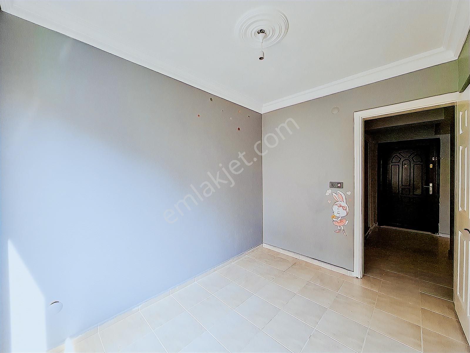 Didim Merkezi Konumda Asansörlü Geniş 3+1 Ayrı Mutfak Daire - Görsel 9