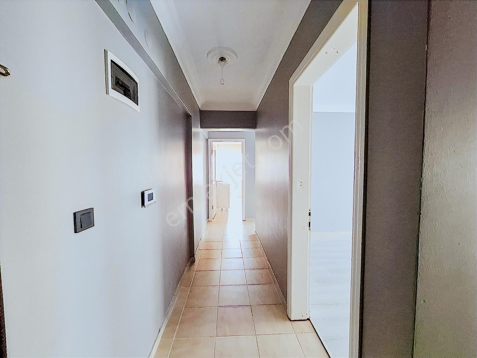 Didim Merkezi Konumda Asansörlü Geniş 3+1 Ayrı Mutfak Daire - Görsel 2