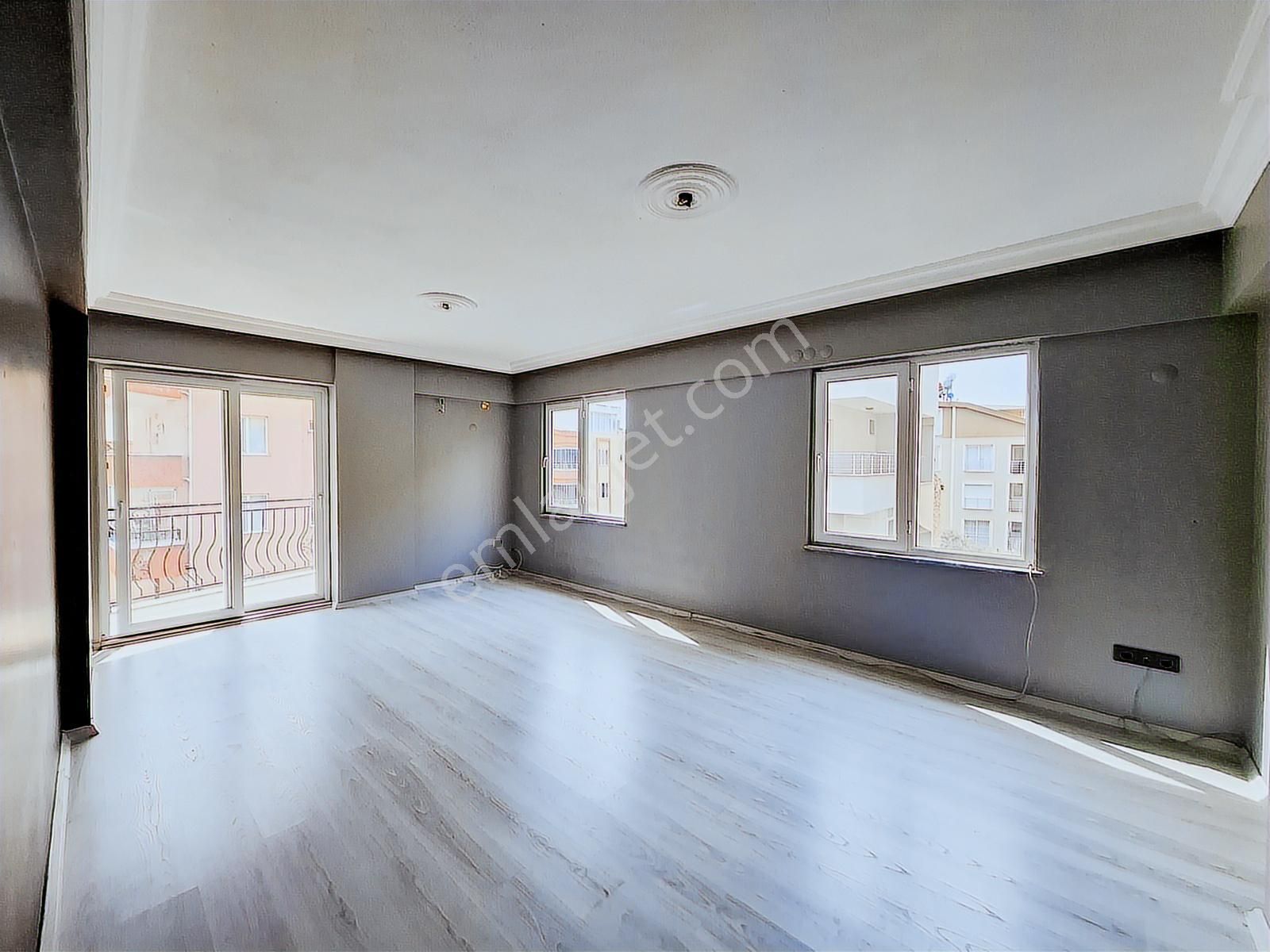 Didim Merkezi Konumda Asansörlü Geniş 3+1 Ayrı Mutfak Daire - Görsel 26