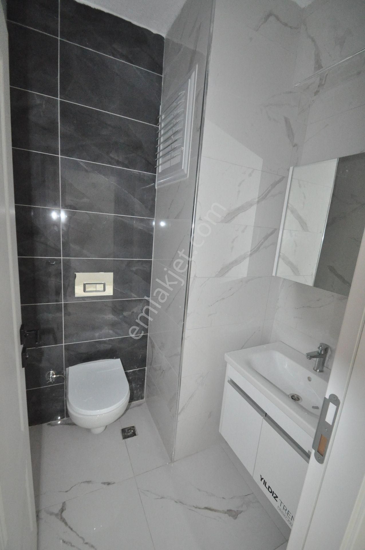 Bayrampaşa Muratpaşa Kaçmazdan Kiralık 75 M2 Yüksek Giriş 1 Yıllık 2+1 Daire - Görsel 10