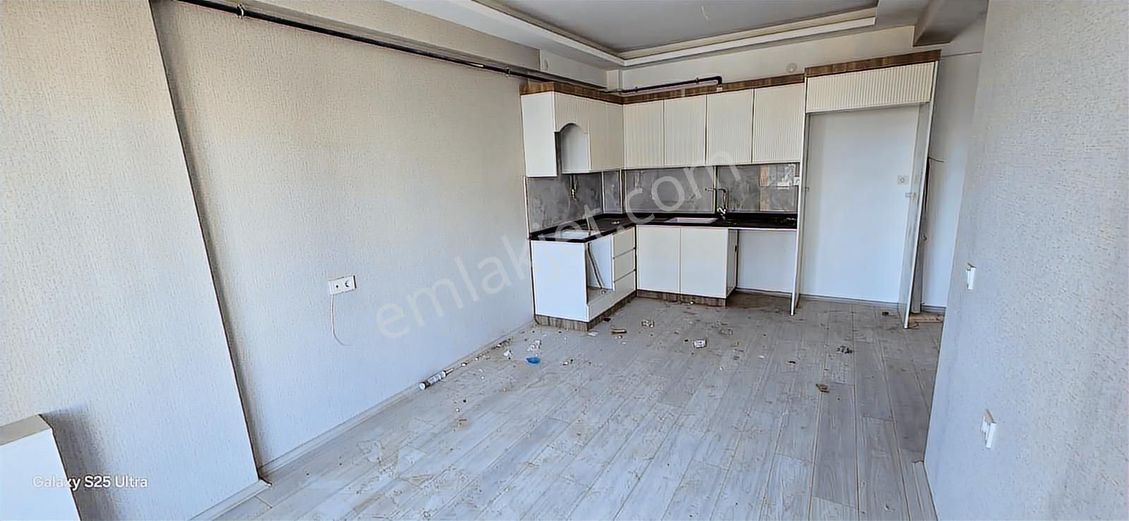 Kaçmaz Emlak Tan Mastfroş Caddesinde Satılık 2+1 Daire Sıfır - Görsel 11