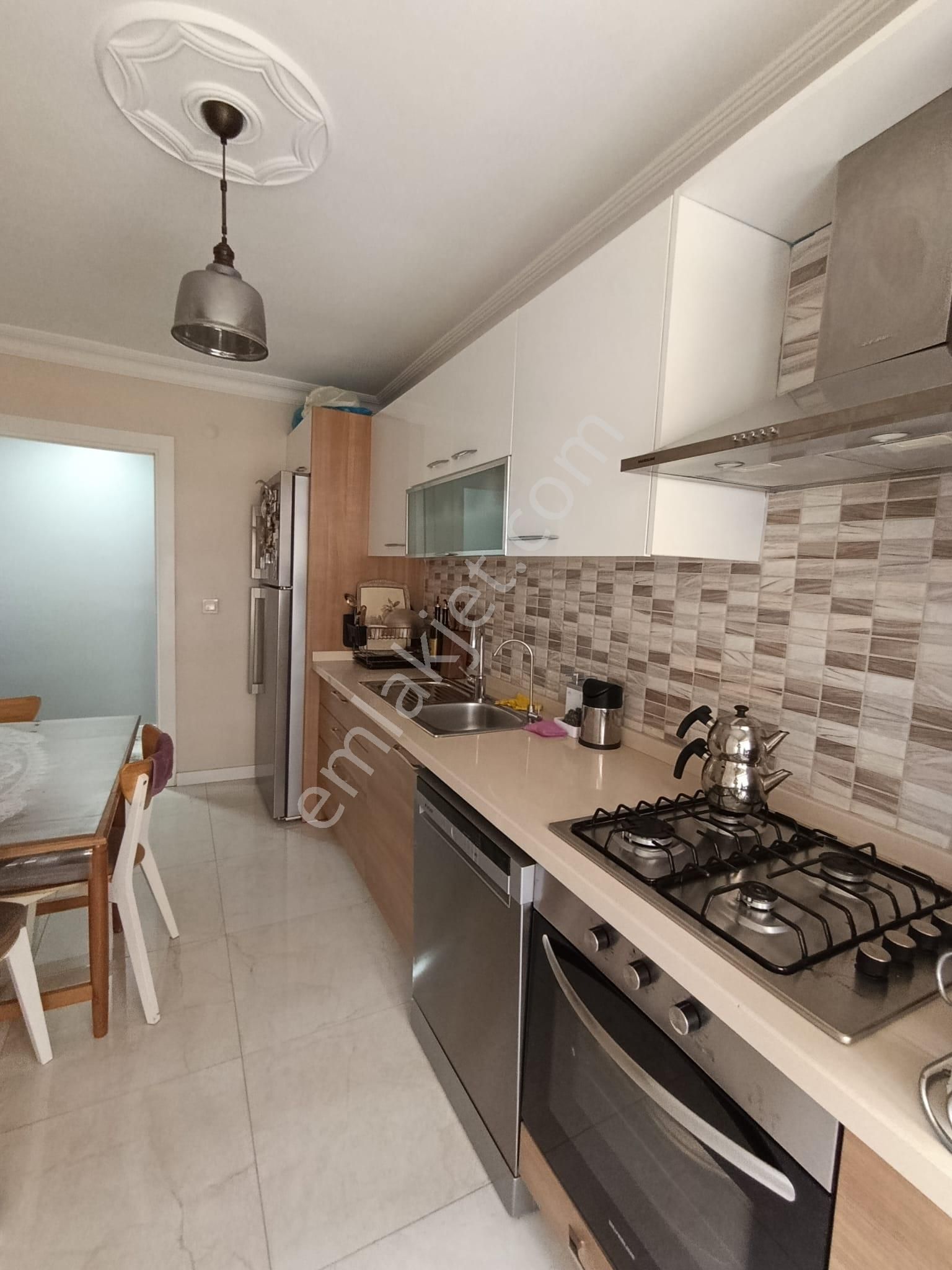 Bahçelievler Medicana Arkası, Metro Yakını 3+1 Satılık Daire - Görsel 11