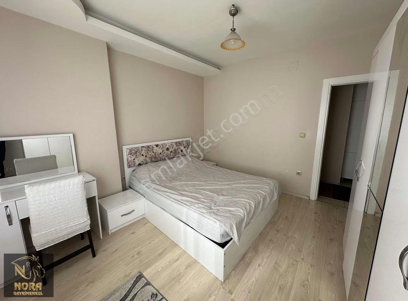 Nora'dan Üniversite Caddesinde Ulaşımı Kolay Geniş - Görsel 24