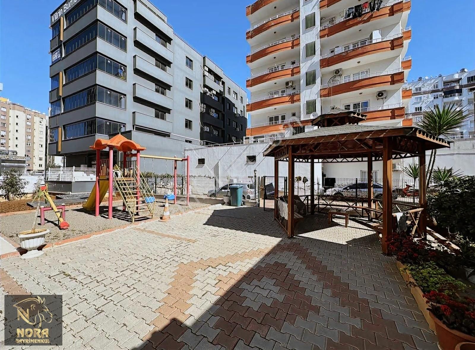 Nora'dan Üniversite Caddesinde Ulaşımı Kolay Geniş - Görsel 5