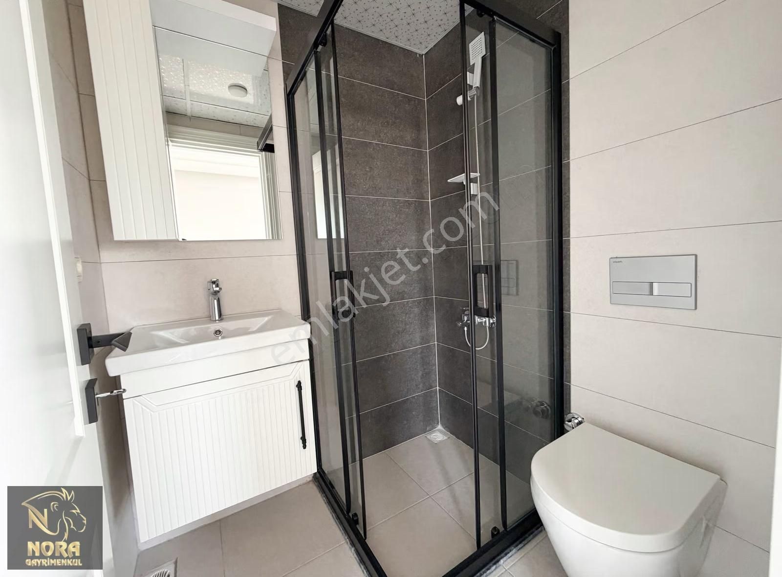 Nora'dan 2. Çevre Yolu Cepheli Site İçerisinde Geniş Kiralık 2+1 - Görsel 16