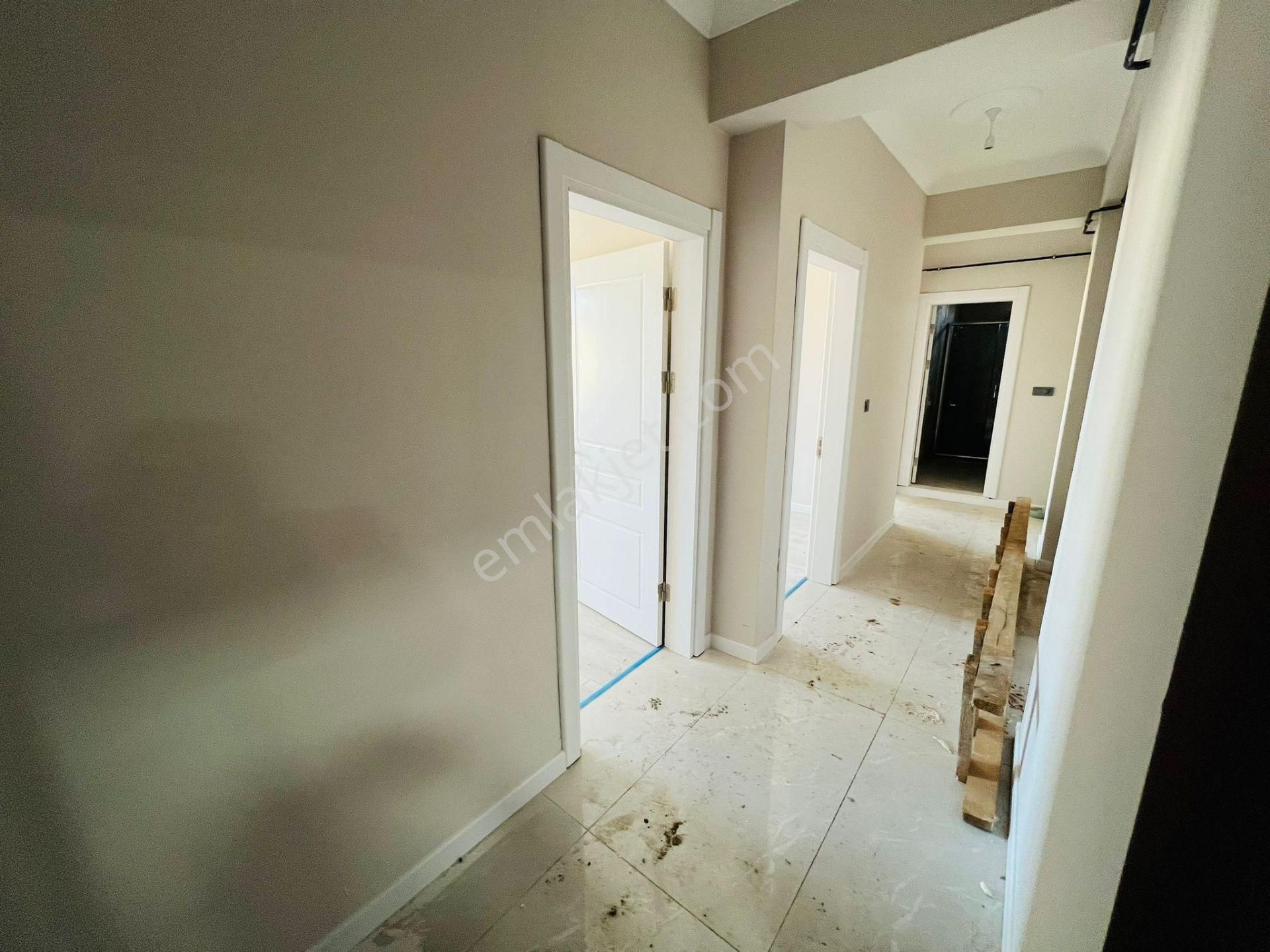 Karasu Merkezde ^^kiralık Sıfır Daire^^3.kat 2+1 Açık Cepheli - Görsel 10