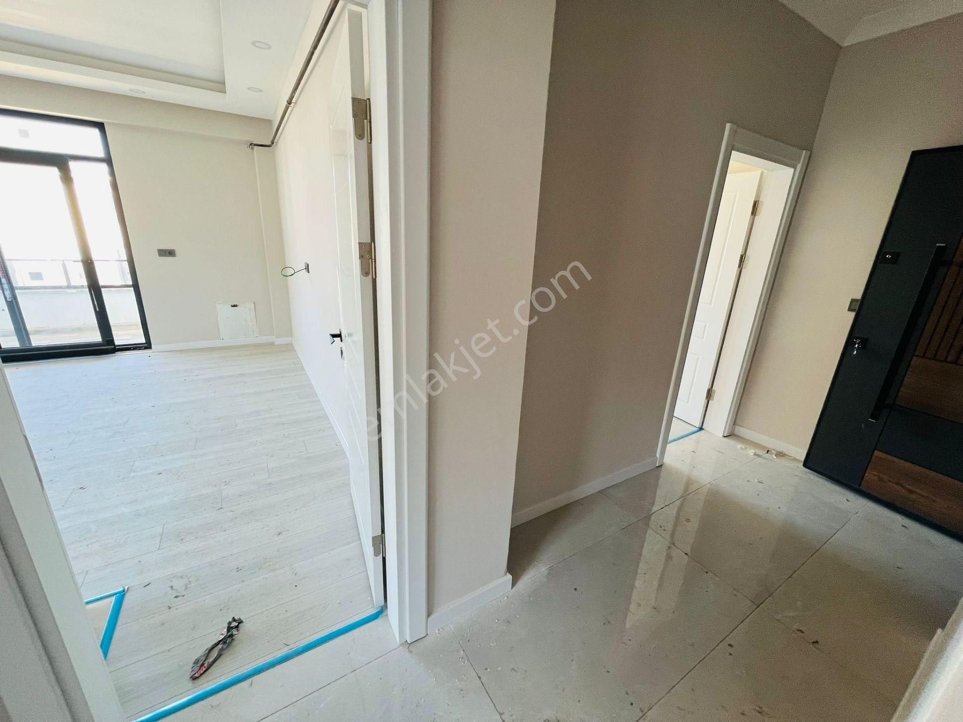 Karasu Merkezde ^^kiralık Sıfır Daire^^3.kat 2+1 Açık Cepheli - Görsel 11