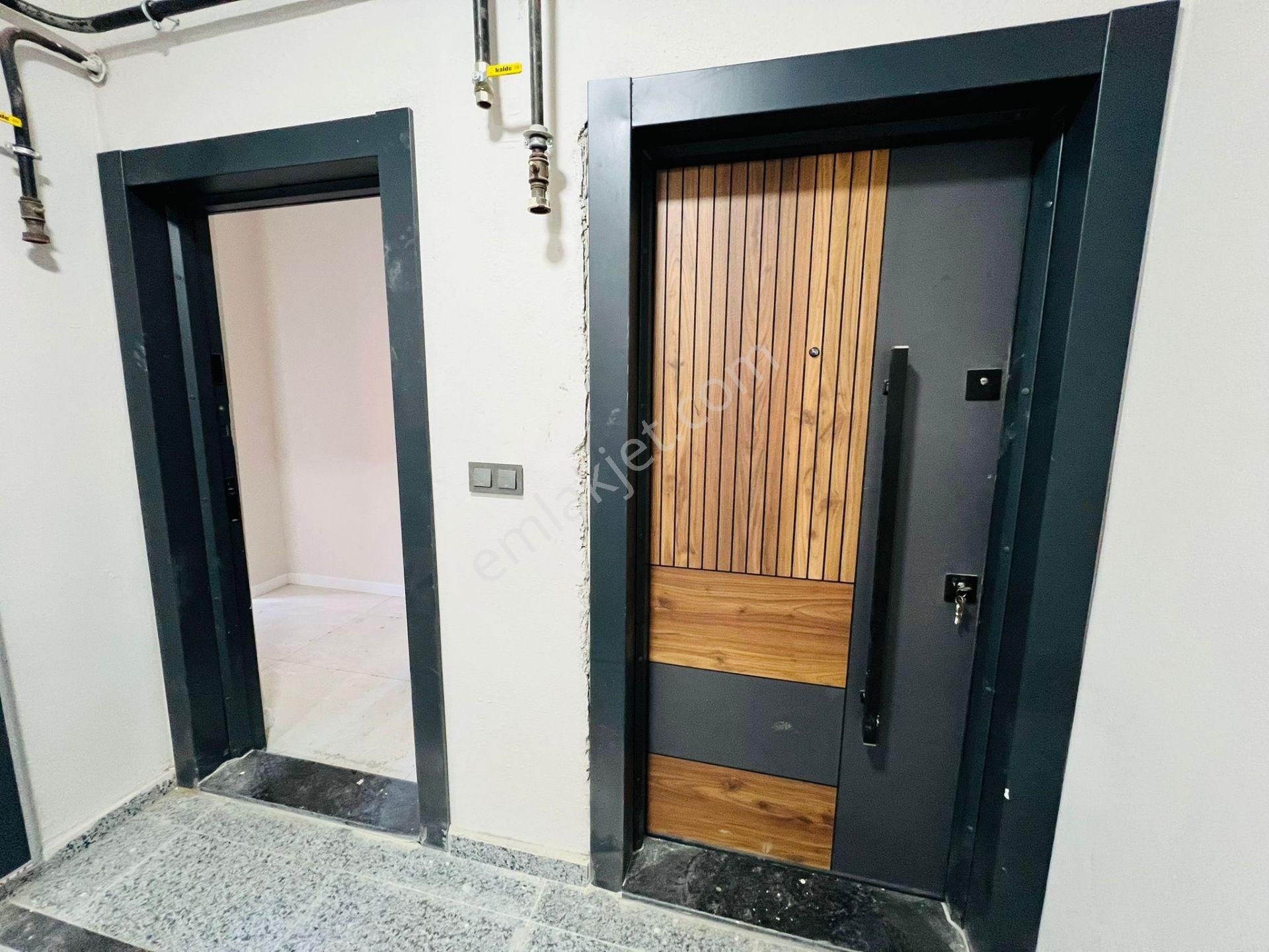 Karasu Merkezde ^^kiralık Sıfır Daire^^3.kat 2+1 Açık Cepheli - Görsel 9