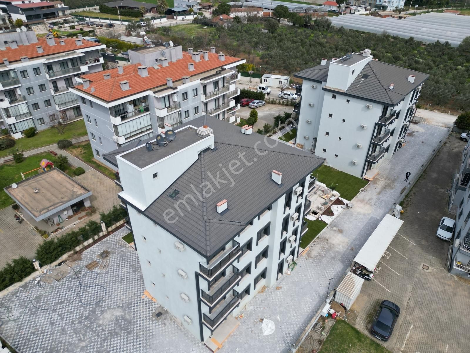 Q'zen Den Havuzlu Site İçersnde Sıfır 135 M2 Arakat 3+1 Daireler - Görsel 20