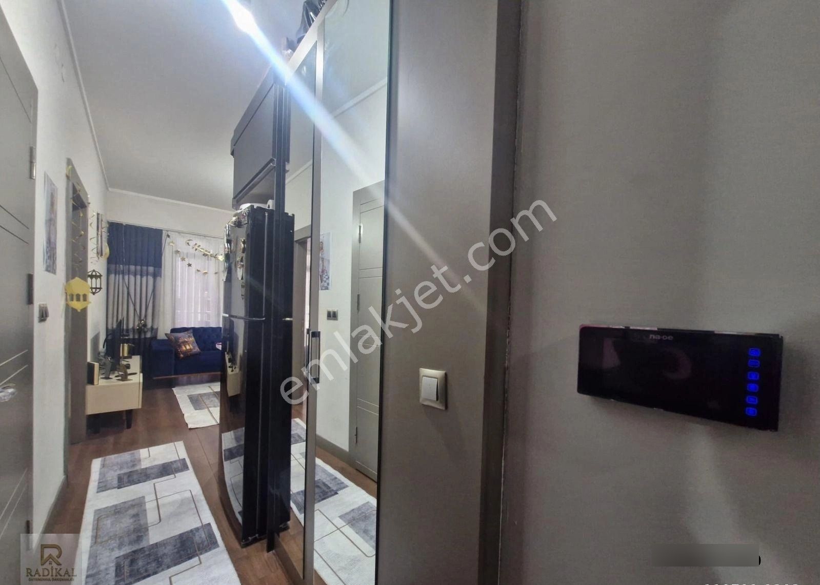İlkbahar Mahallesi 598. Sokakta Yatırımlık Fırsat Emsalsiz Full Eşyaları İle Satılık Suit 1+1 Daire. - Görsel 21